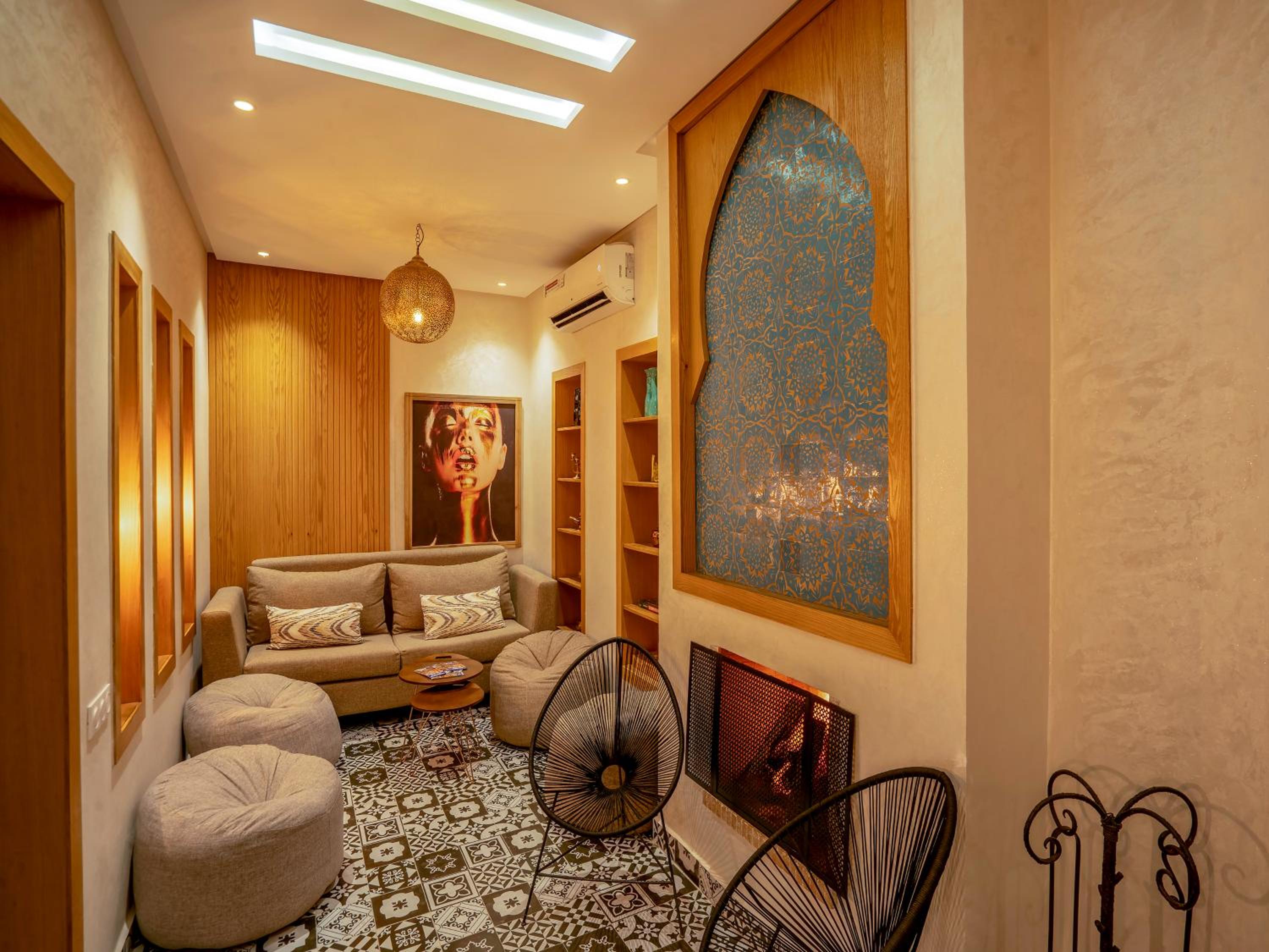 lounge