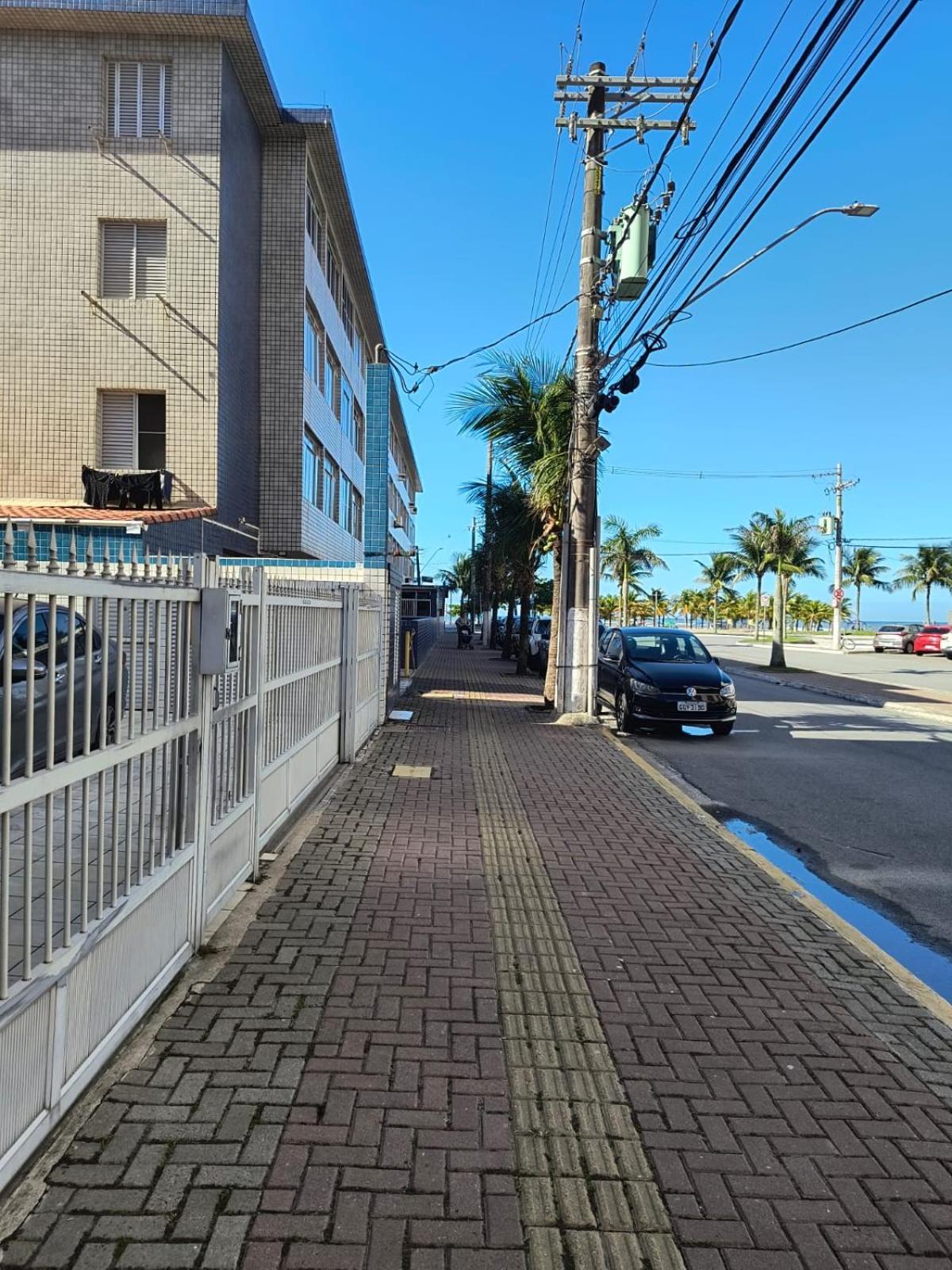 Apê 50 metros da praia, centro da Mirim, Wi-fi, 6 pessoas