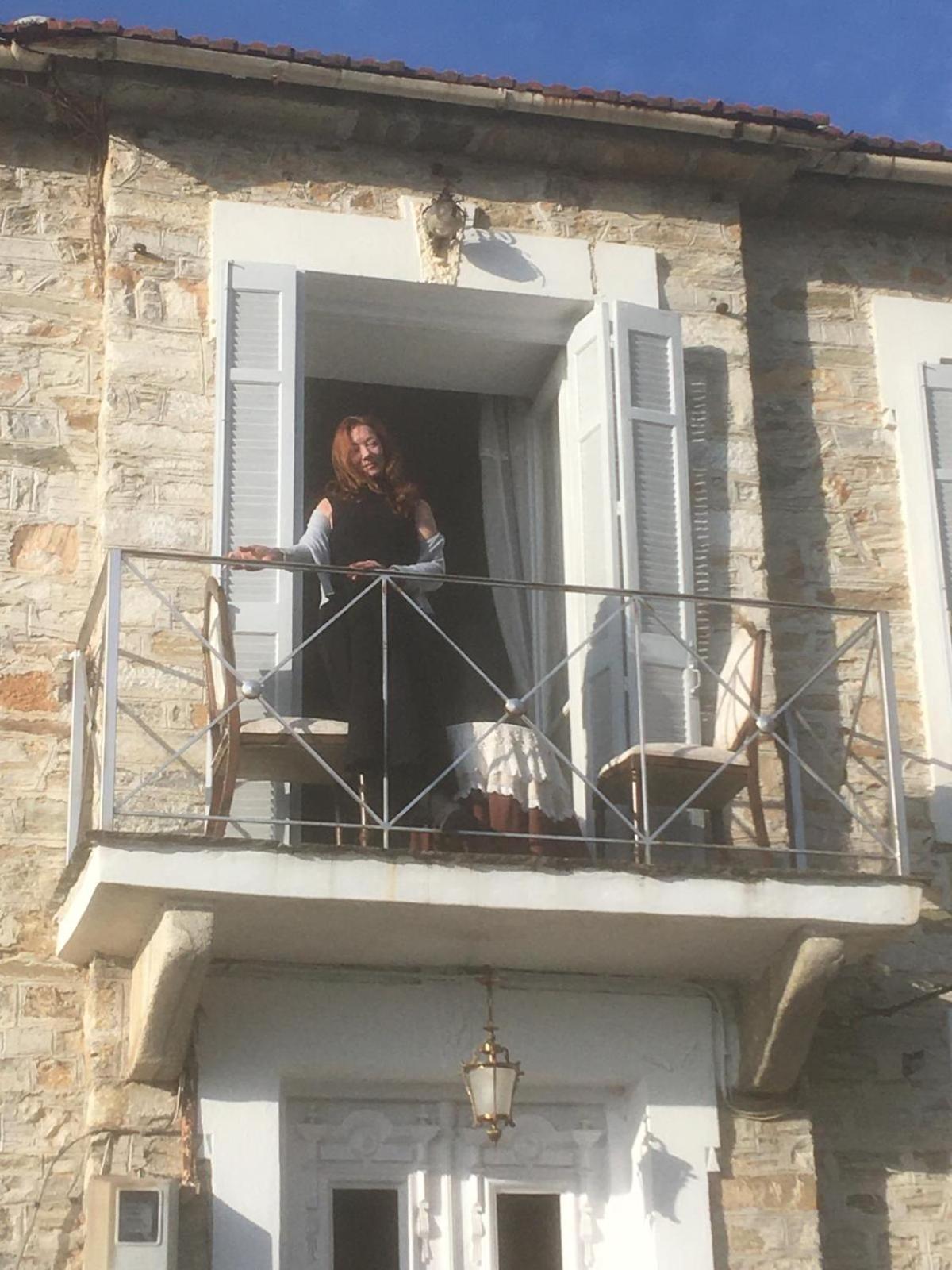 Roselyn Manor