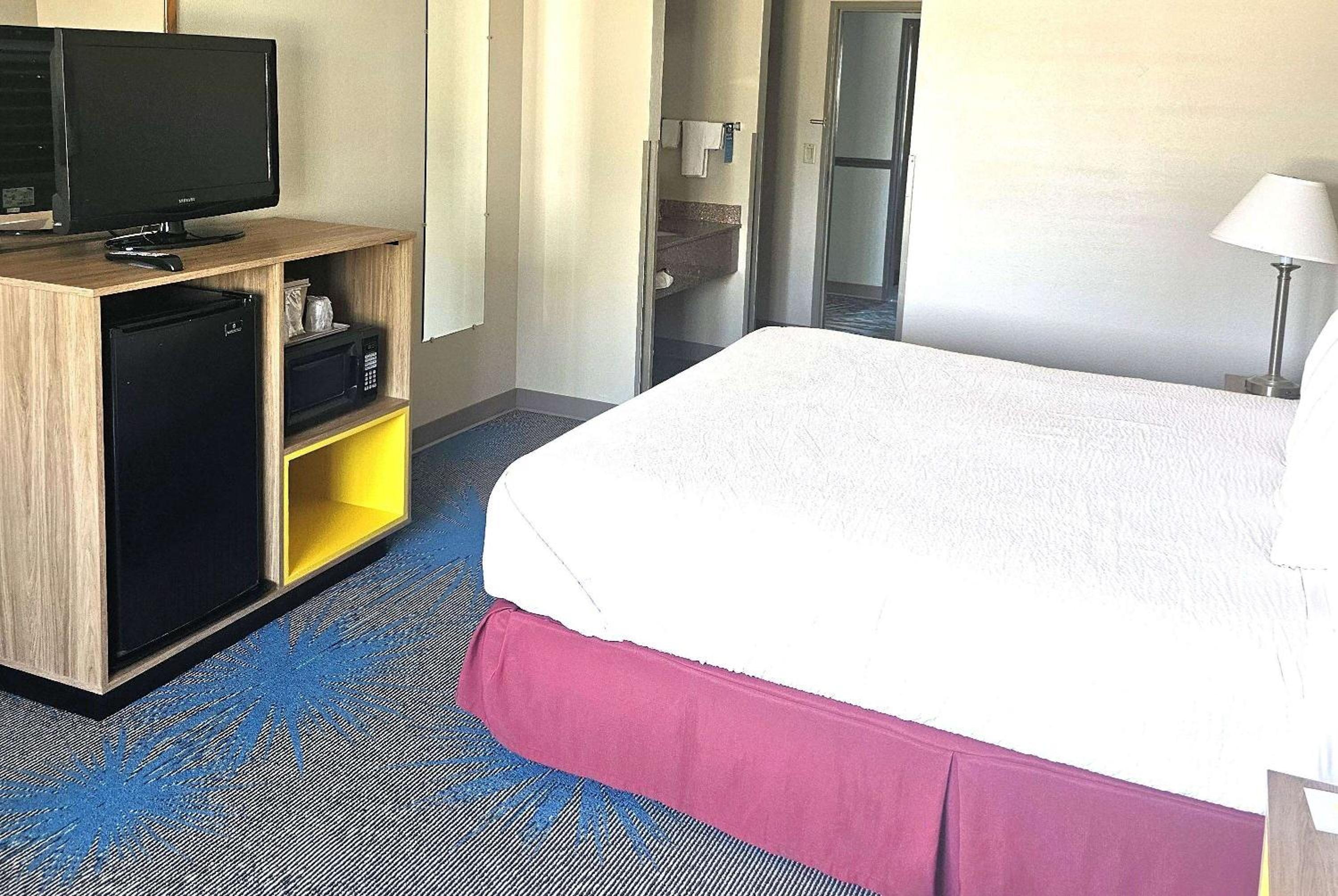 Days Inn by Wyndham North Sioux City