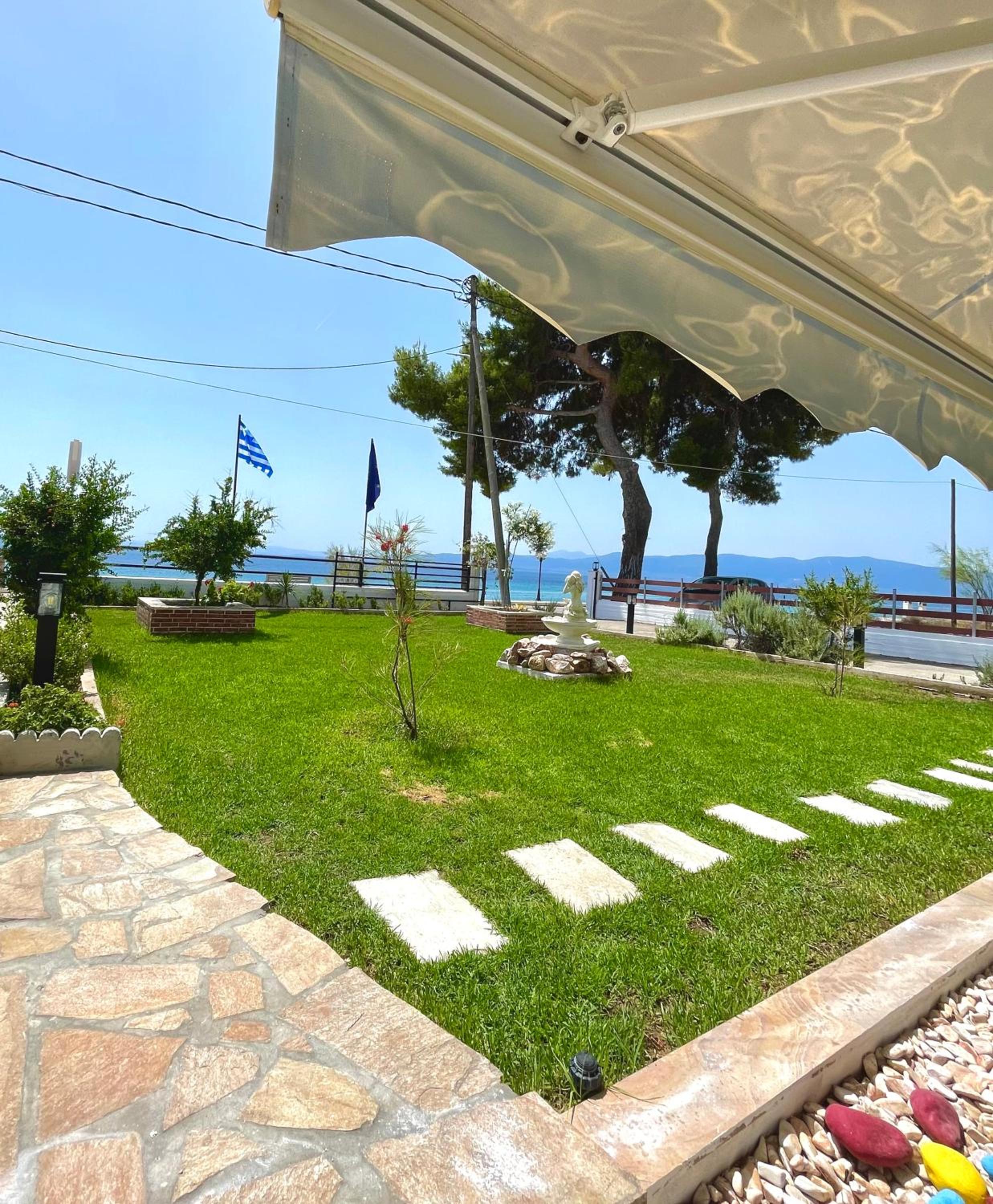 Sianos apartments