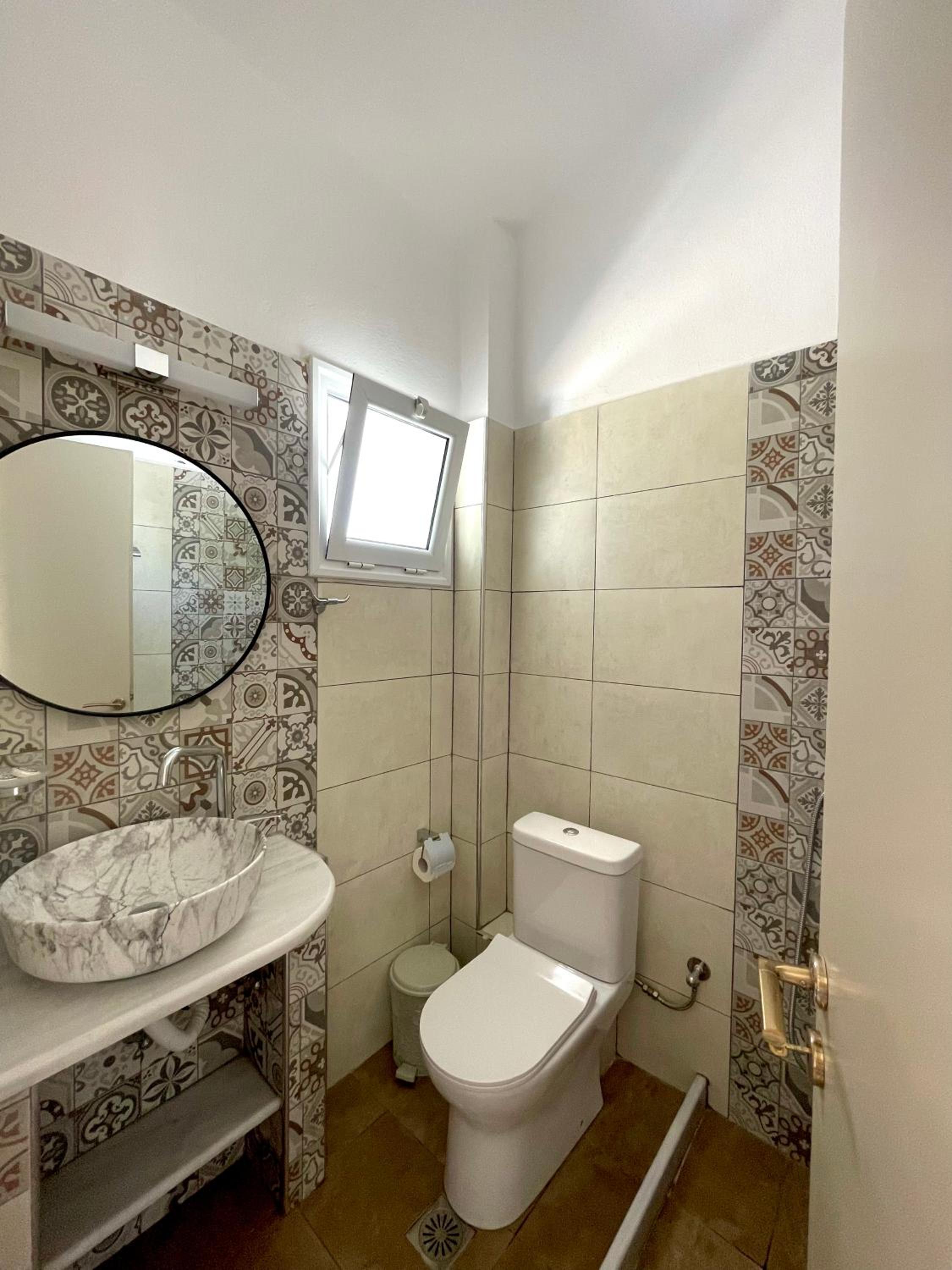 Sianos apartments