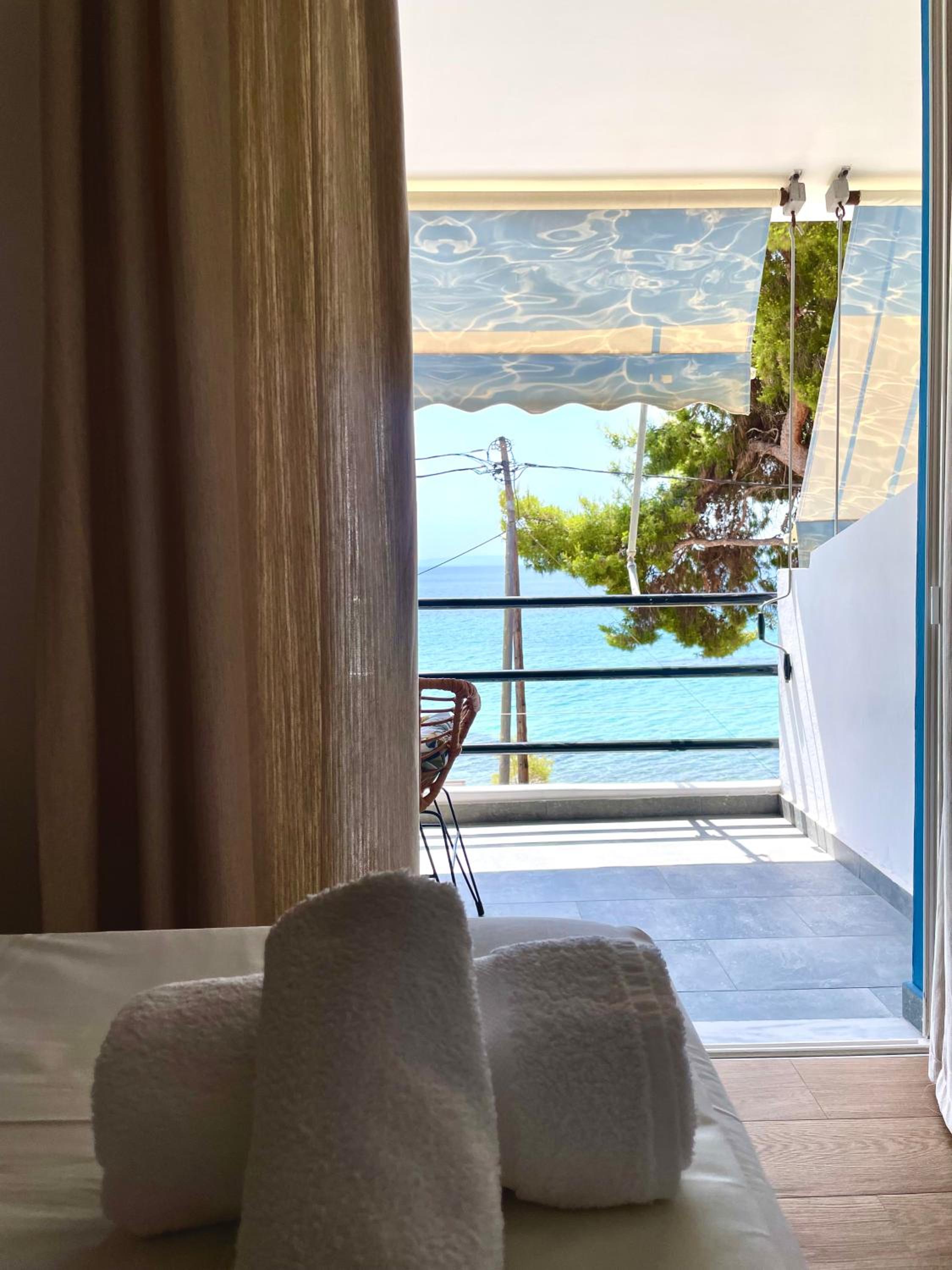 Sianos apartments