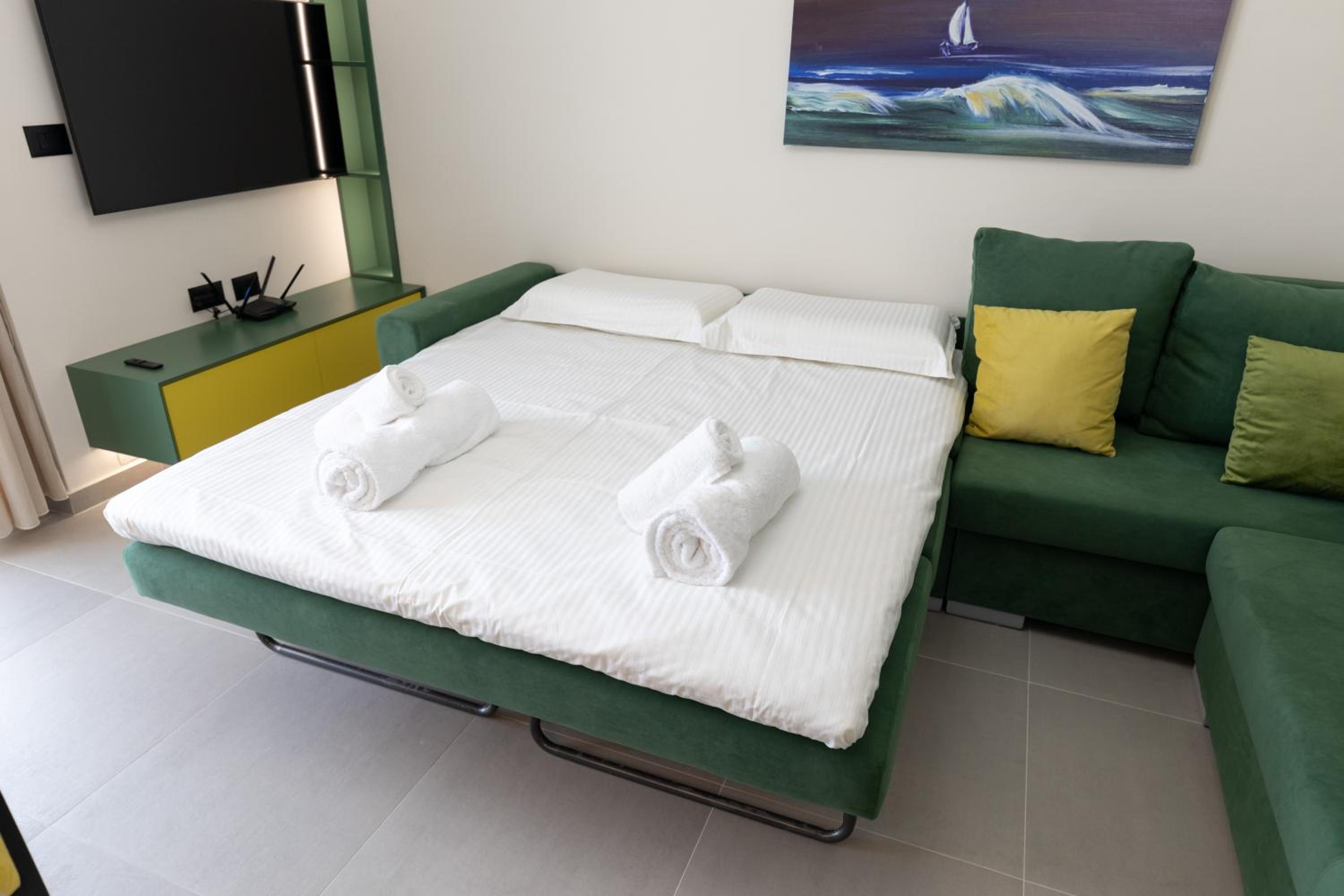 The view - Mimosa, Luxury, Central, Free Parking
