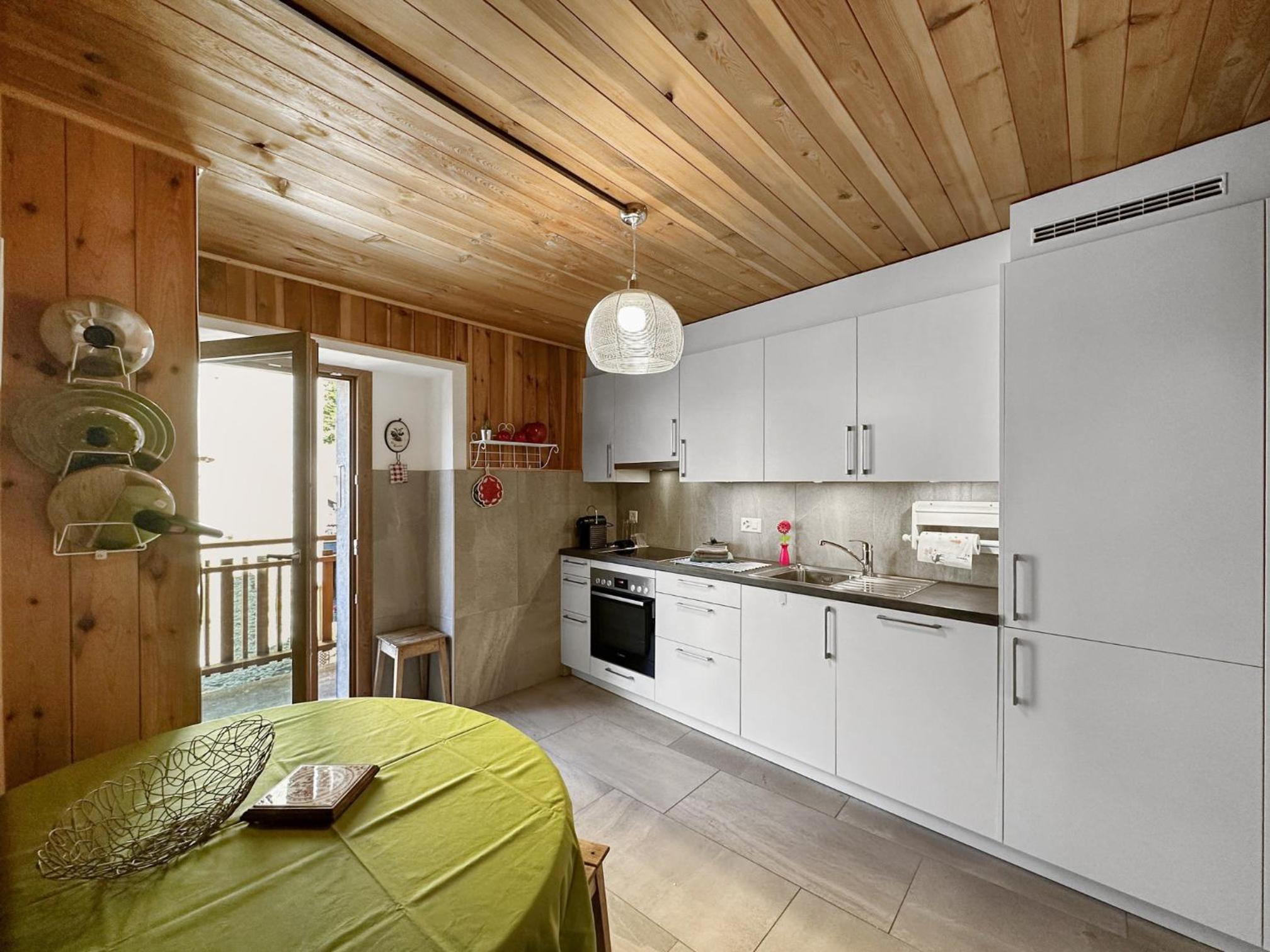 Swiss Alpine Retreat & View near Martigny