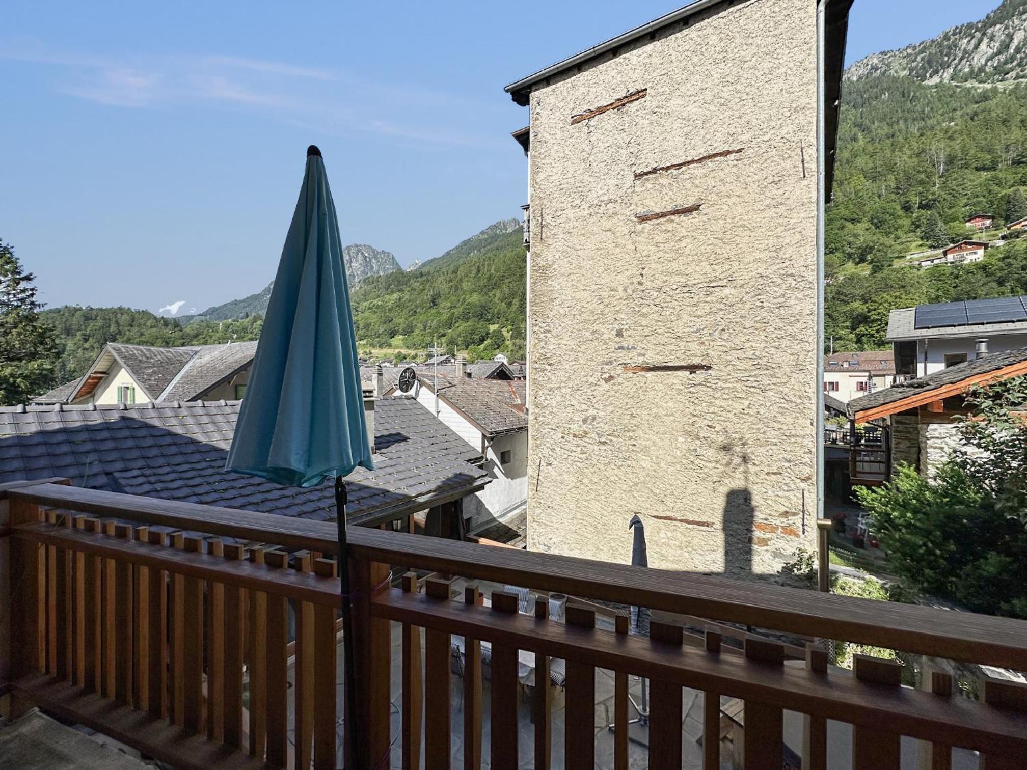 Swiss Alpine Retreat & View near Martigny