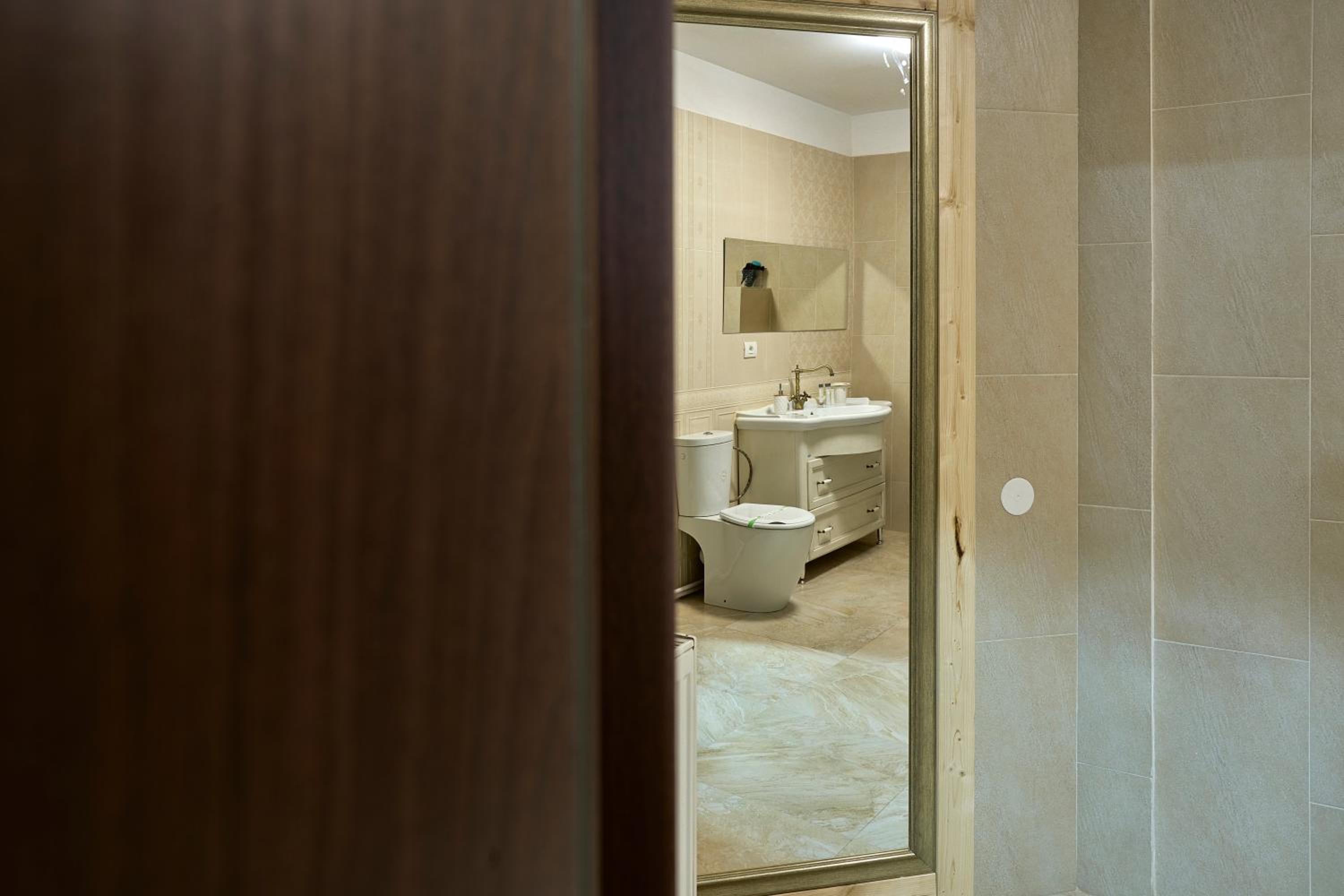 Therme Airport Resort