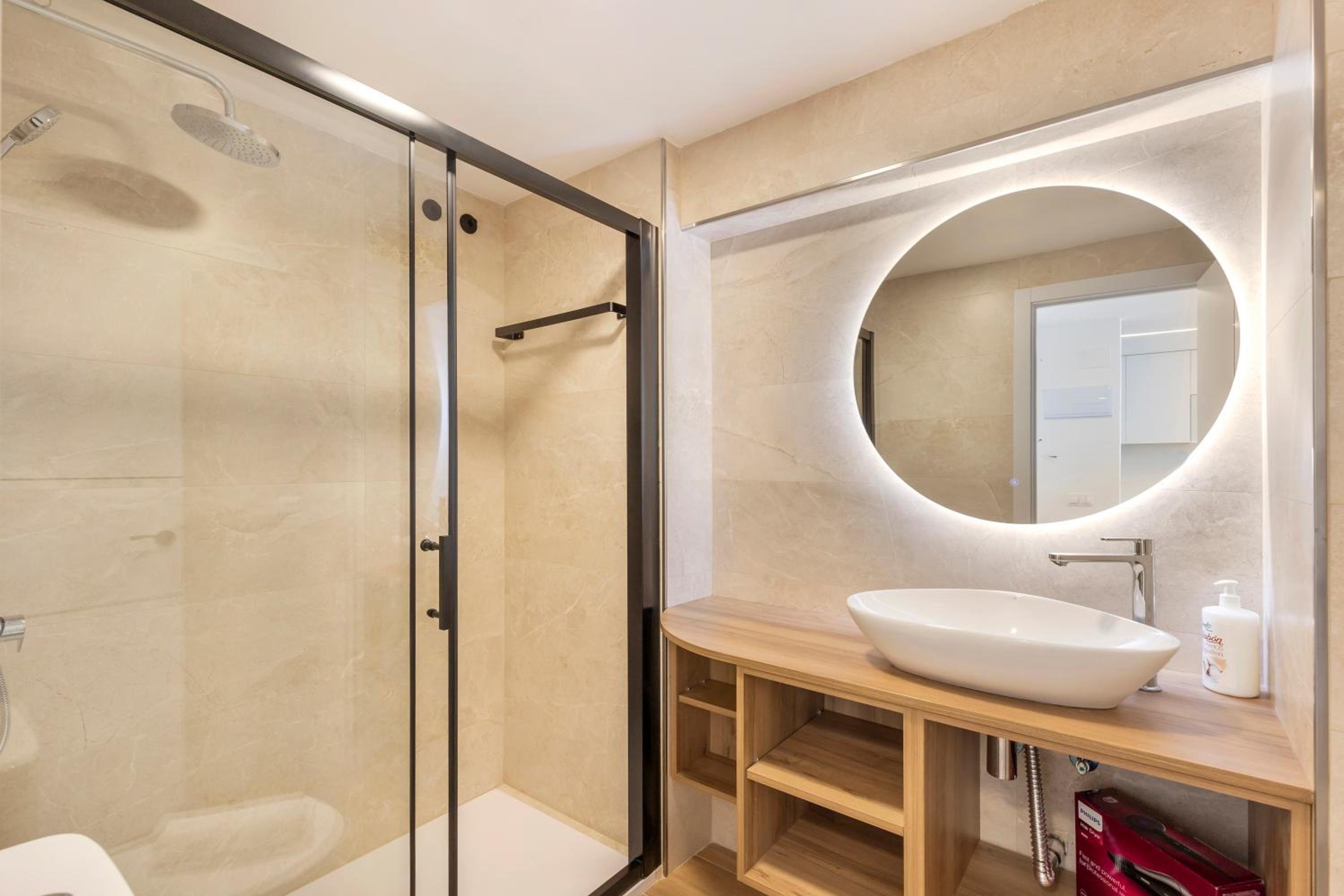 Magnifico apartamento en Benidorm con AC y Wifi