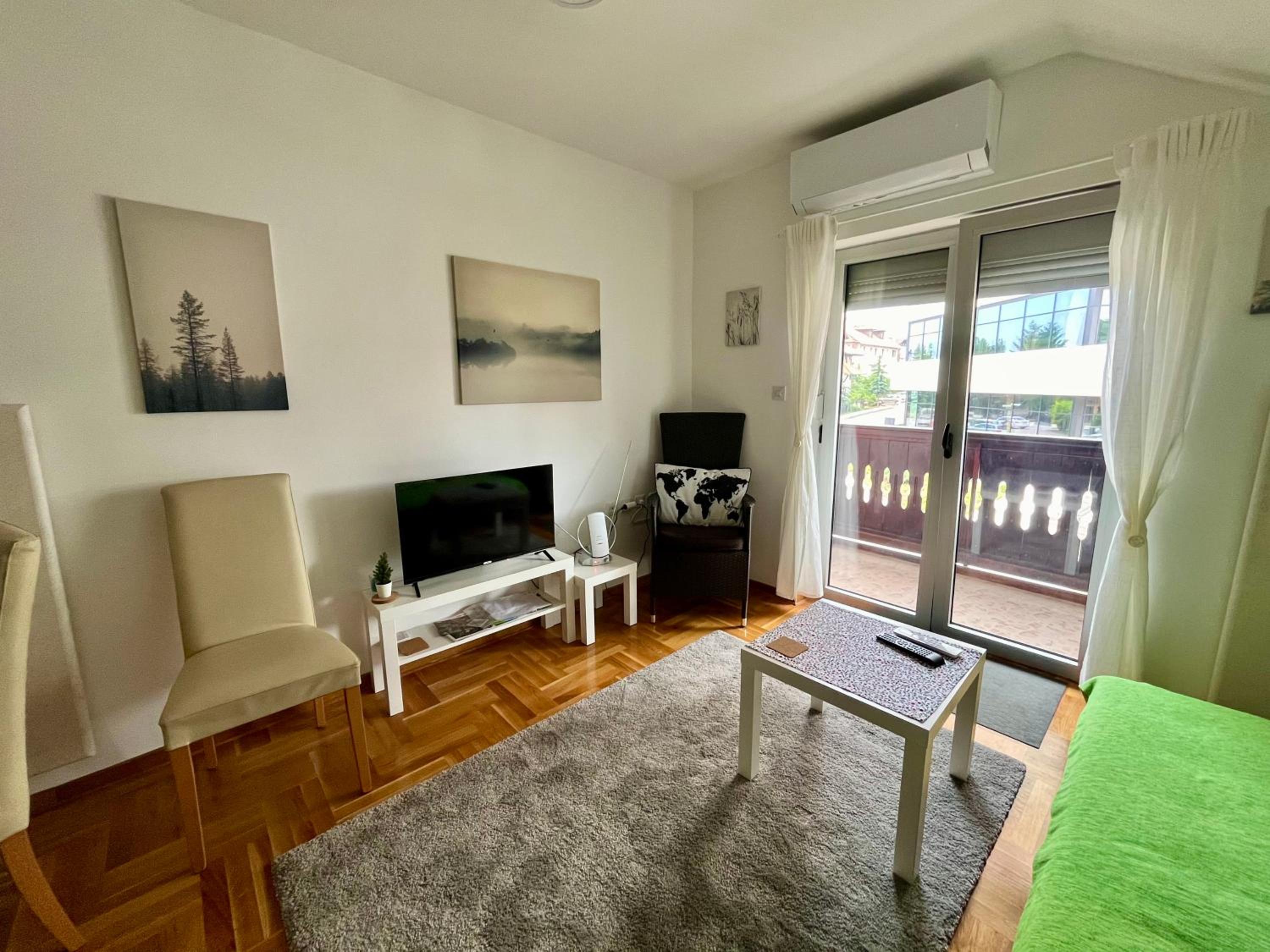 Apartman Calendula view 2