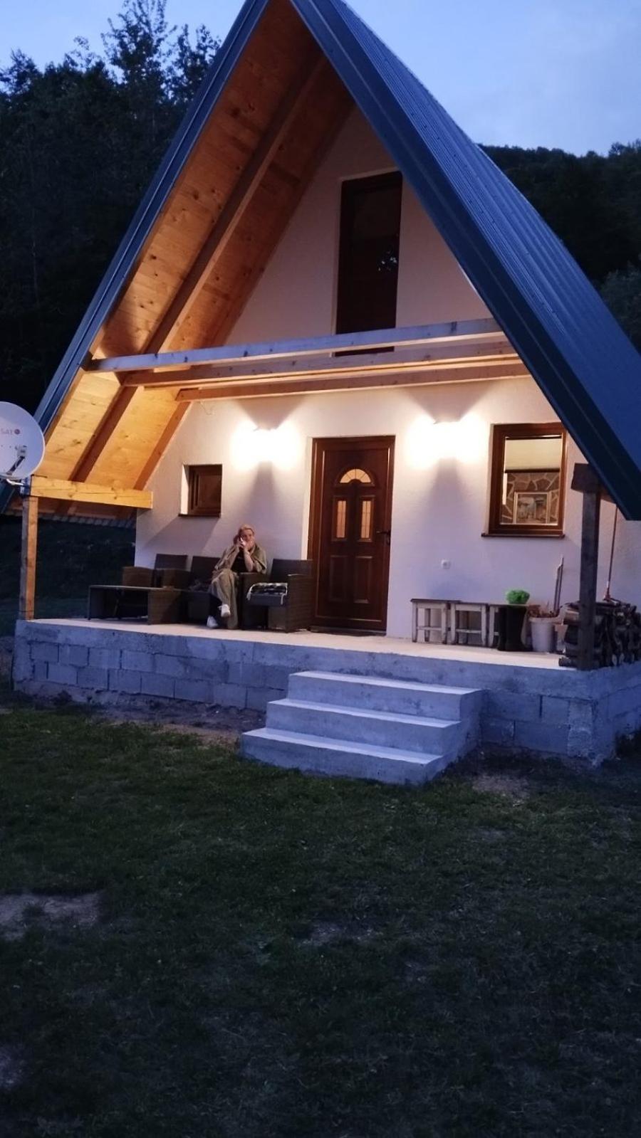 Vikendica Izvor