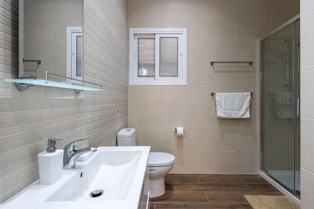 Aura 2-Bedroom Apartment in Larnaca