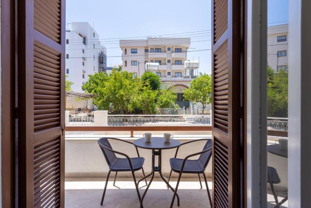Aura 2-Bedroom Apartment in Larnaca