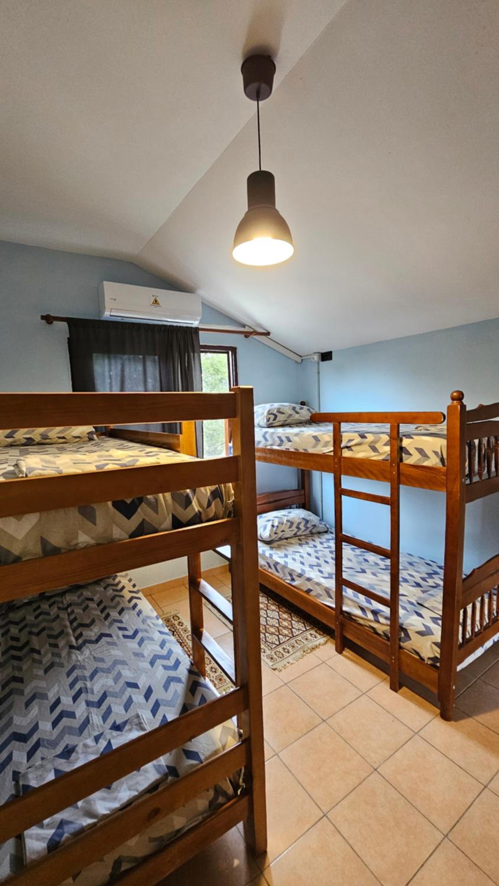Traveler Hostel