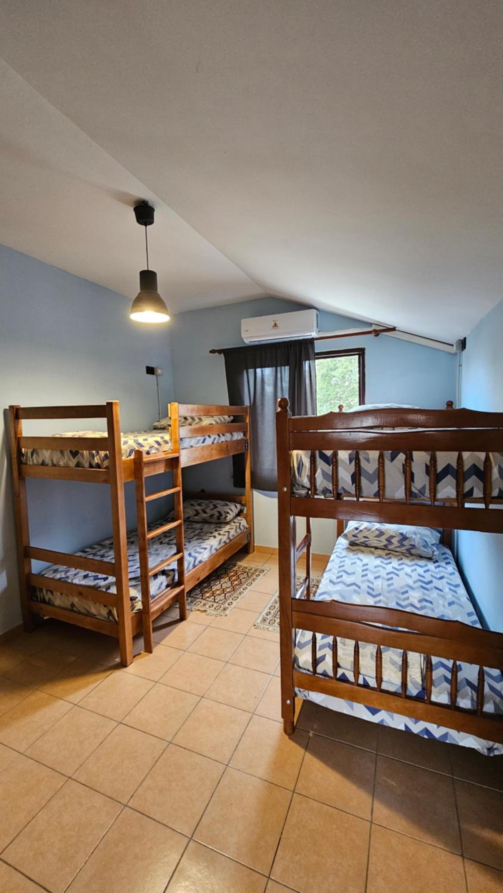 Traveler Hostel