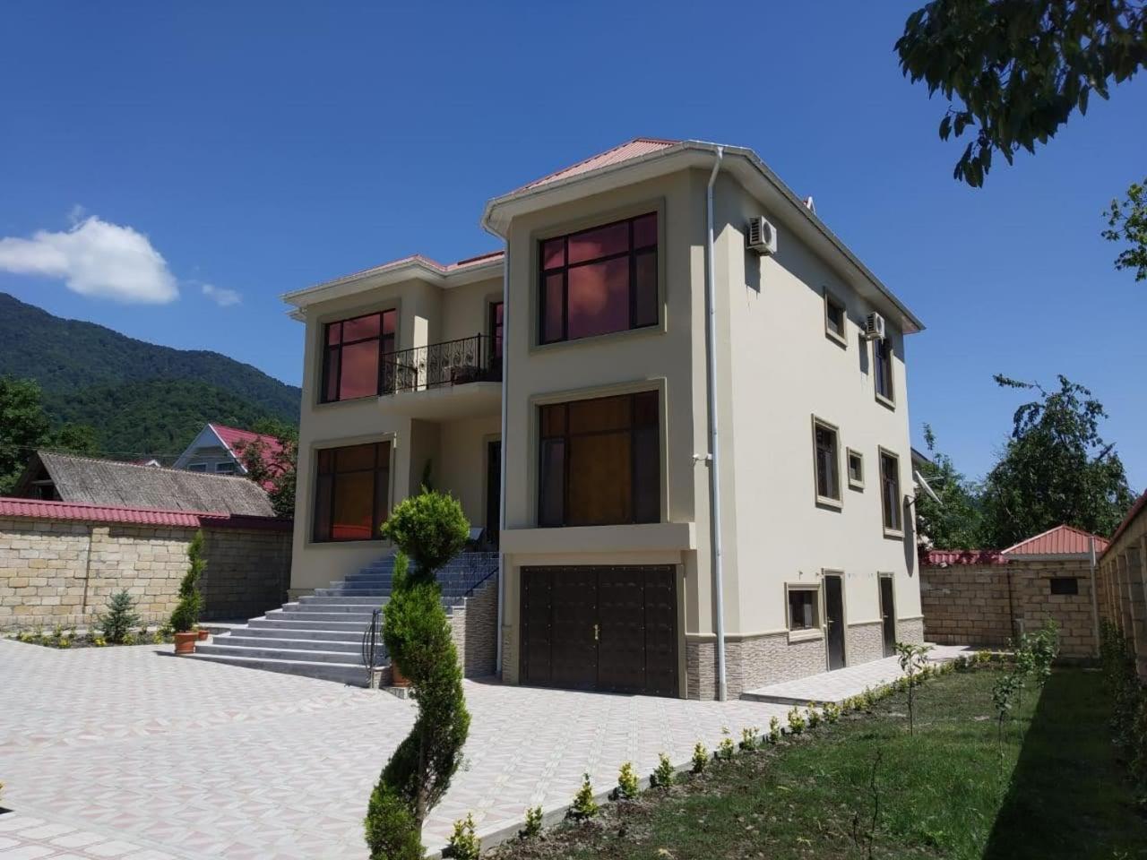 Qabala renta villa