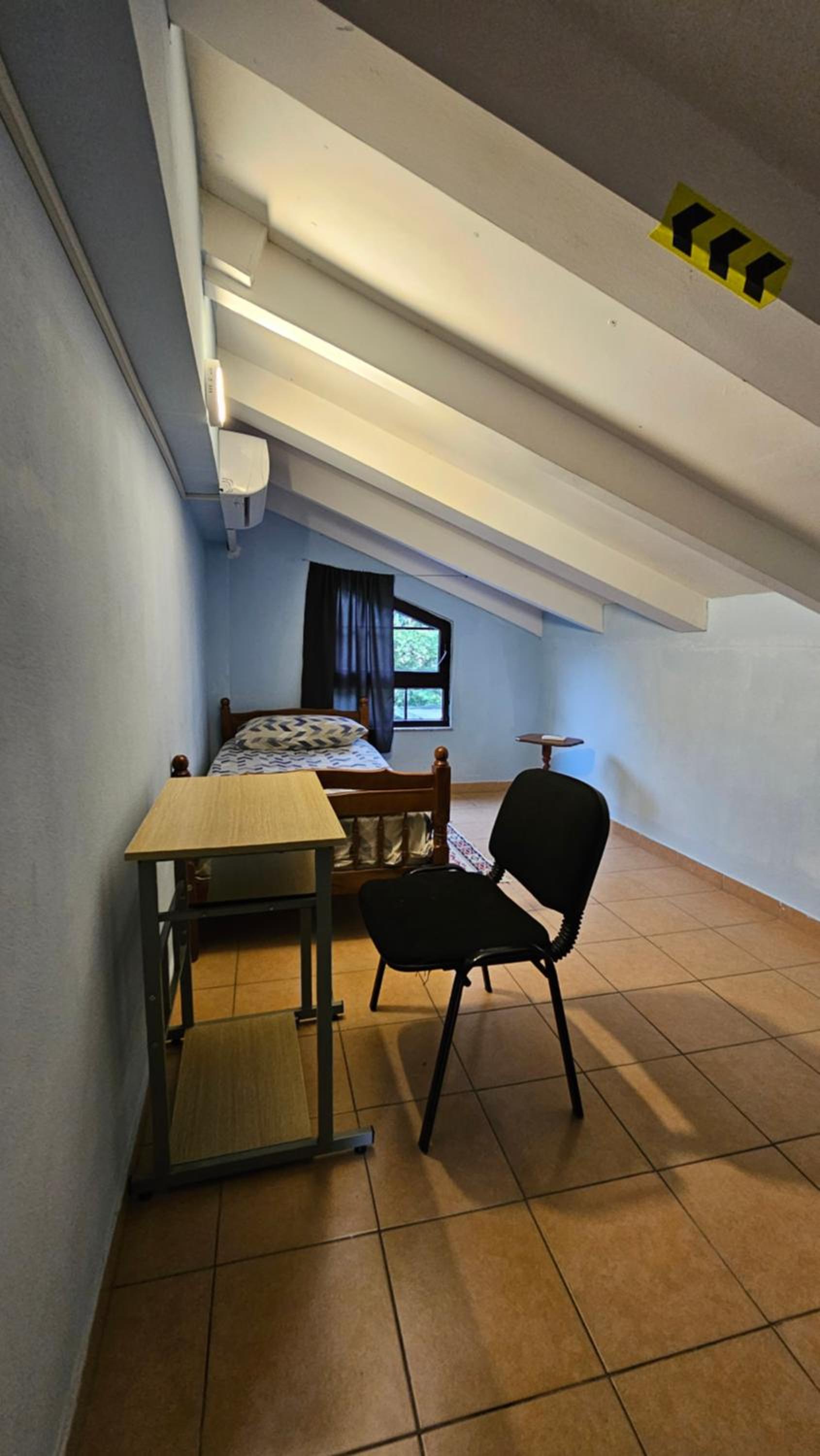 Traveler Hostel