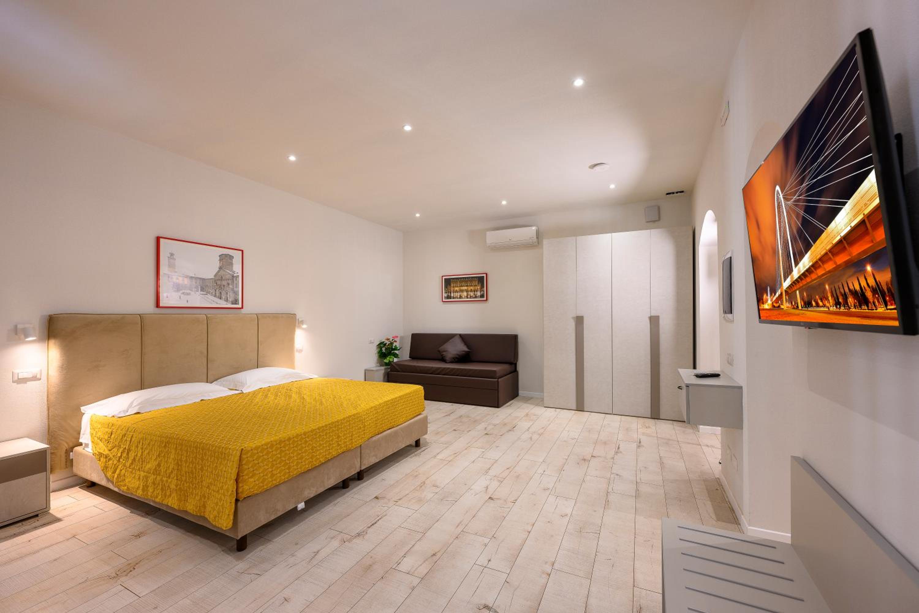 San Giuseppe Apartments view 5