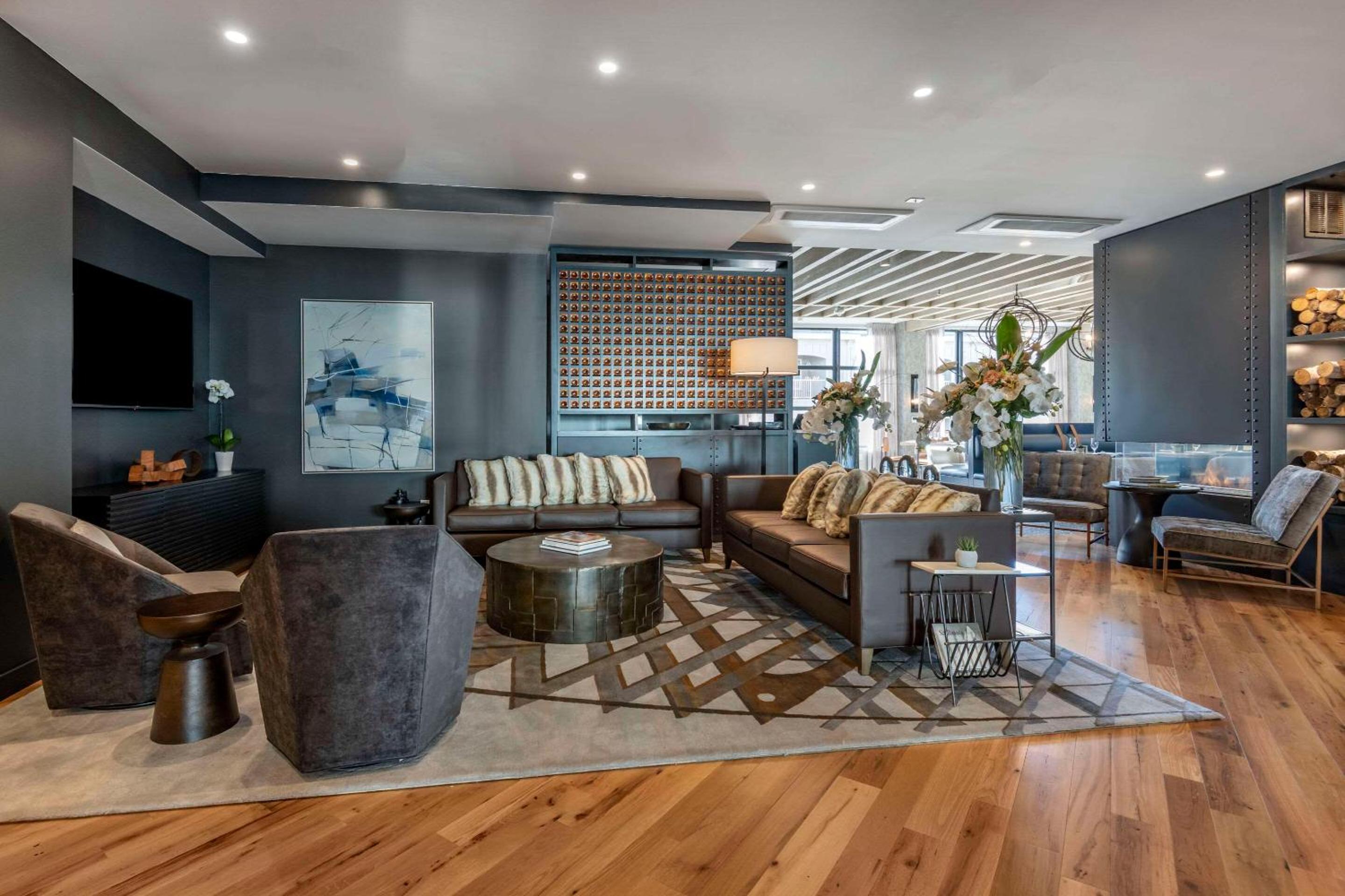 Portland Vacations - Cambria Hotel Portland Downtown Old Port - Property Image 6