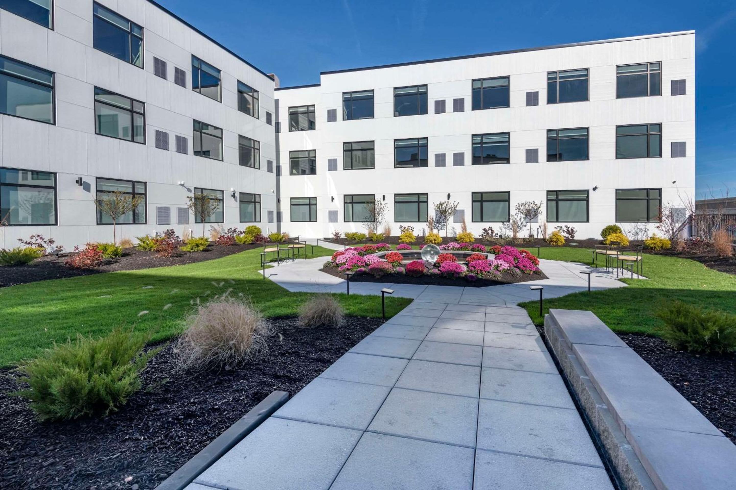 Portland Vacations - Cambria Hotel Portland Downtown Old Port - Property Image 81