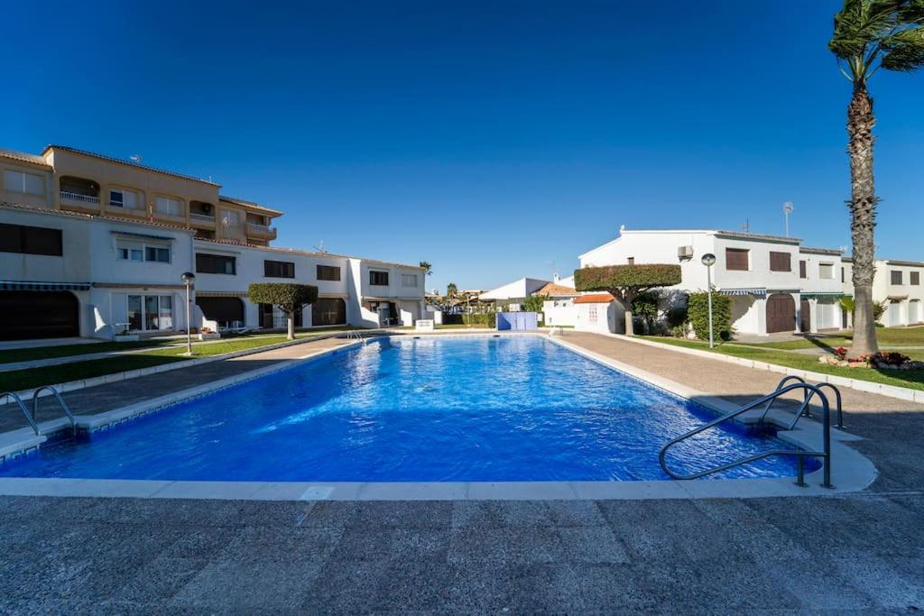 Seaview Bliss - Playa Flamenca Beachfront Bungalow
