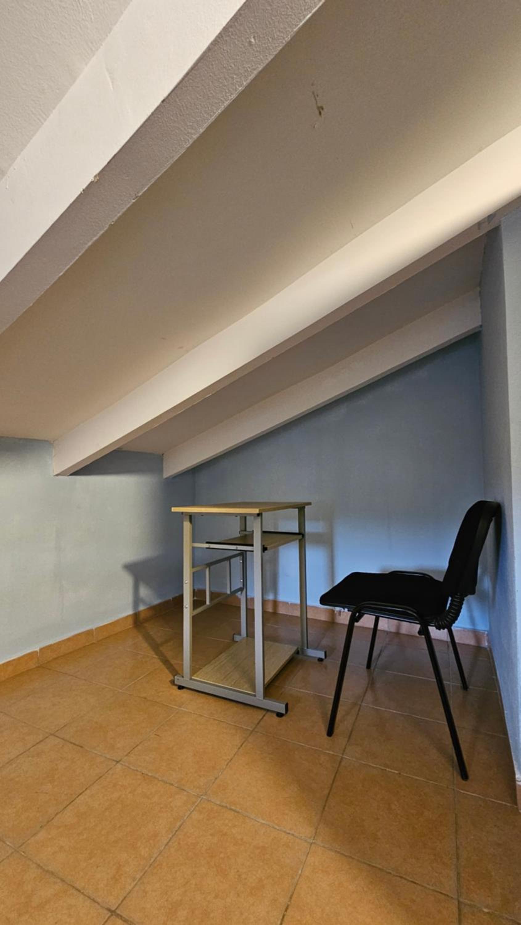Traveler Hostel