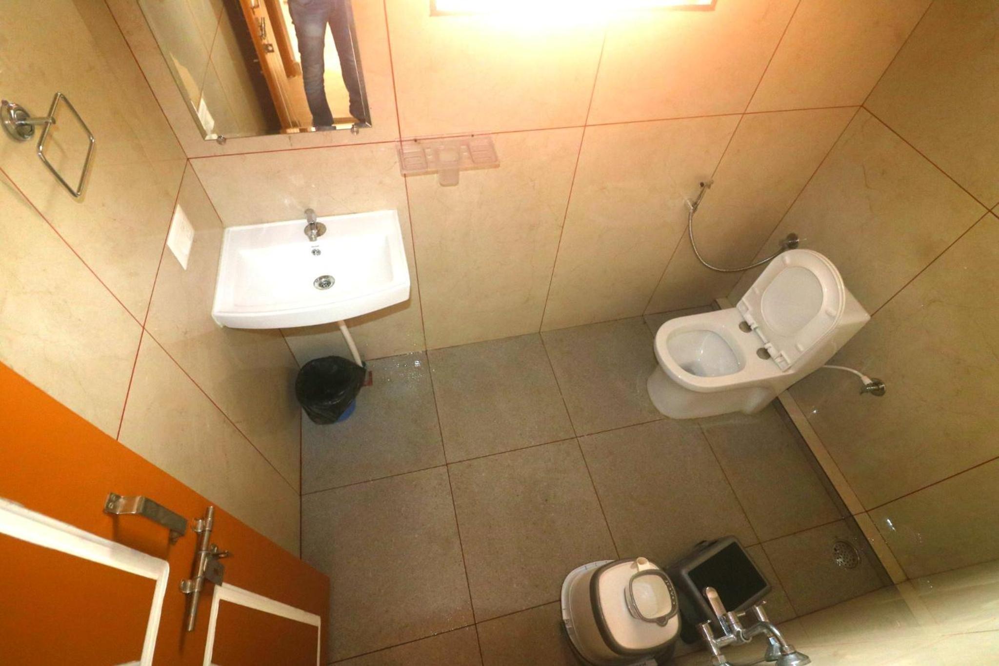 Photo 9