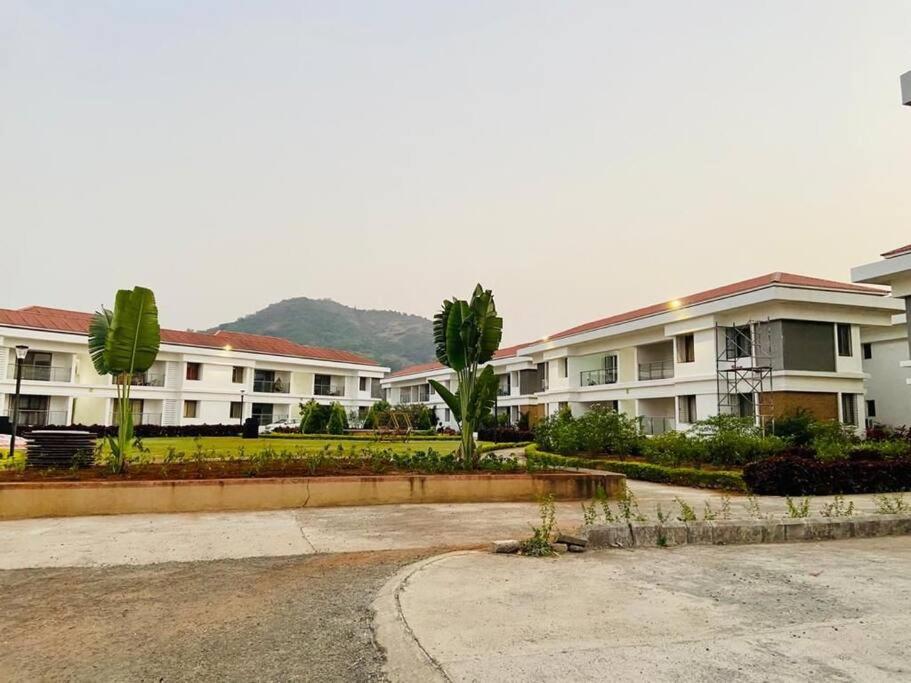 Lovely 2 bedroom Vacation Home Apartment in LONAVALA MIZZLE - Abor Stays view 5