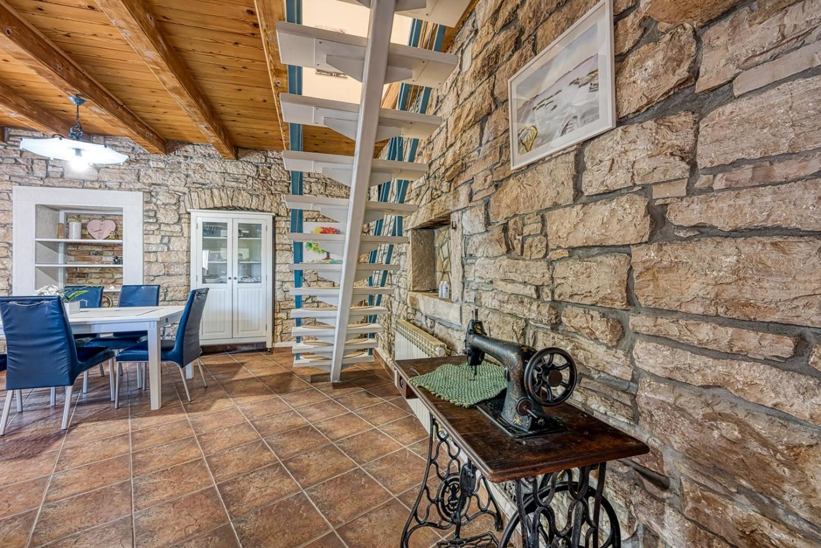 Casa Gustinka
