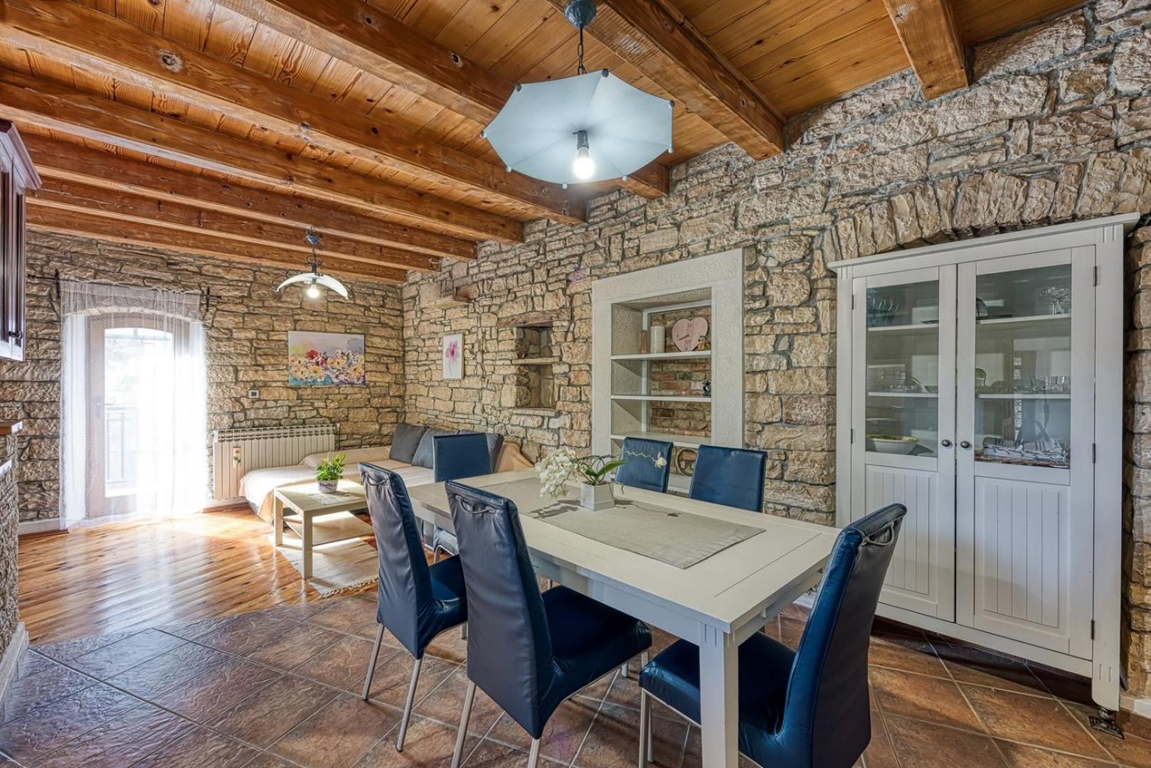 Casa Gustinka