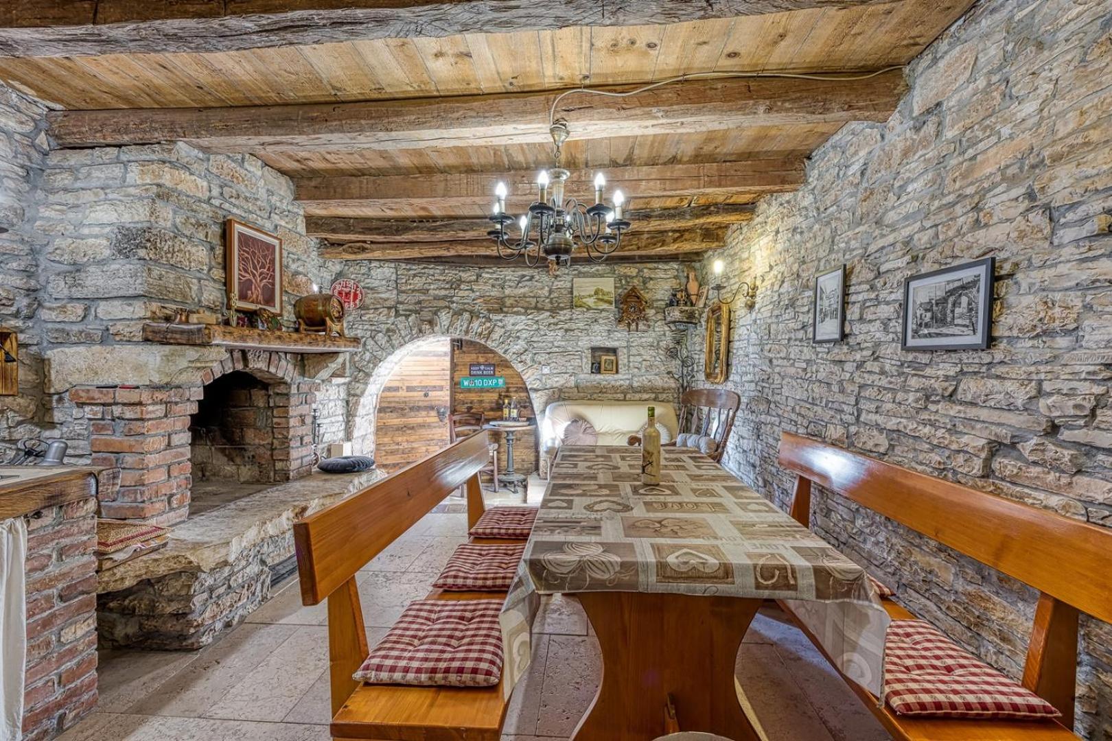 Casa Gustinka