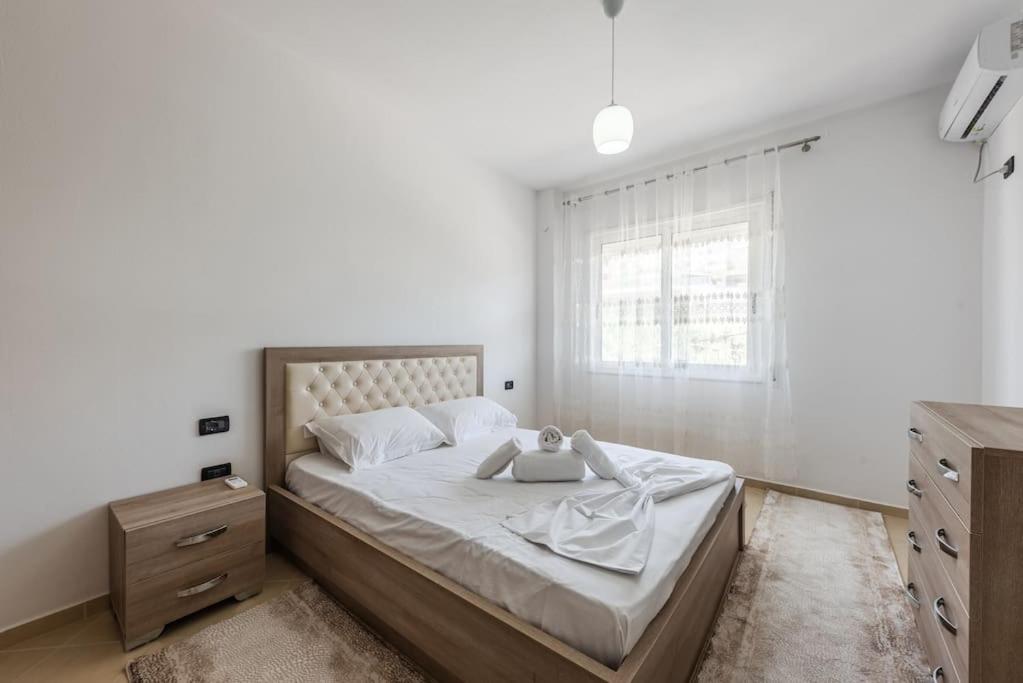 Comfort Beach Apartment by PikHost
