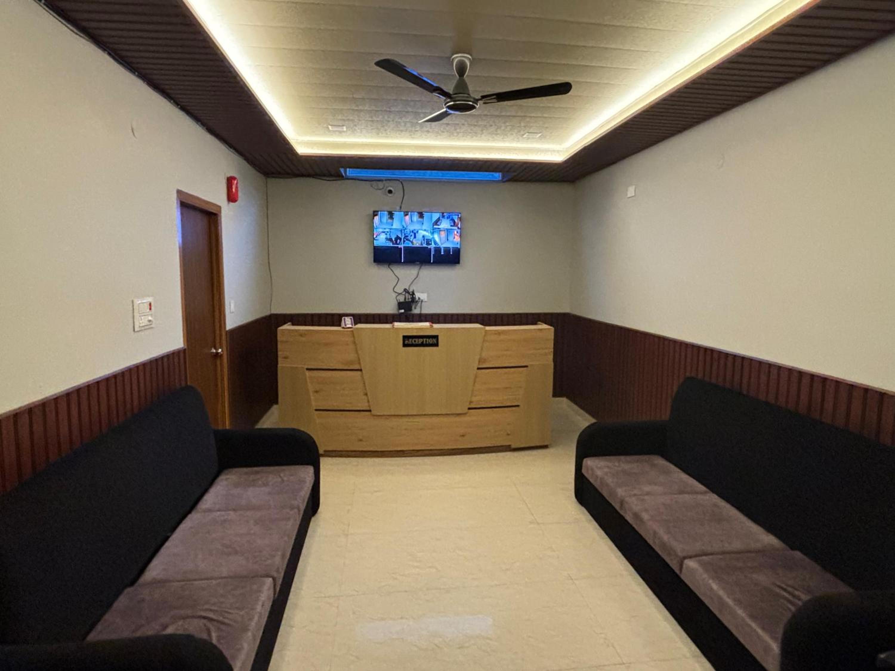 R Narayan pleasant Inn hotel view 2