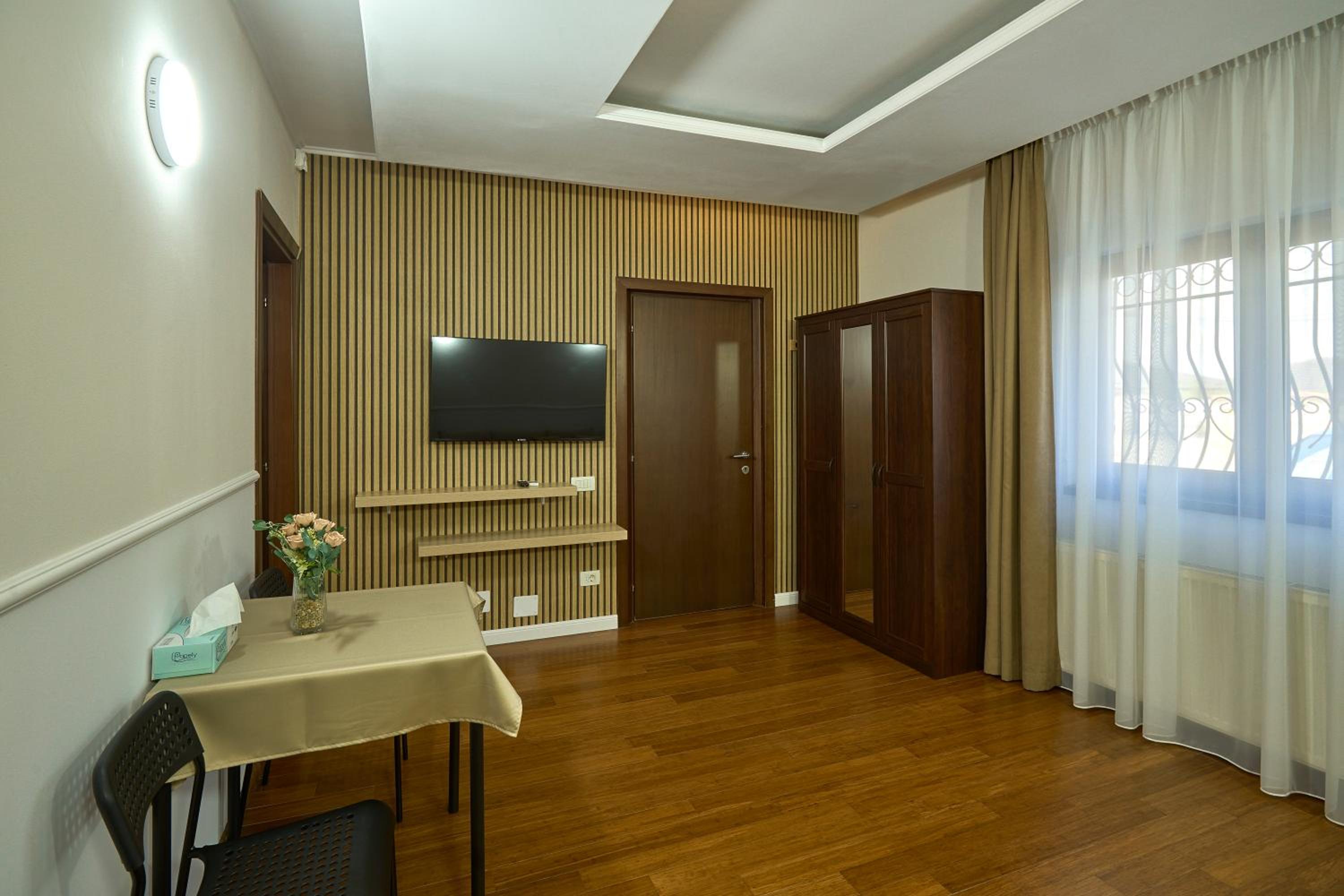 Therme Airport Resort