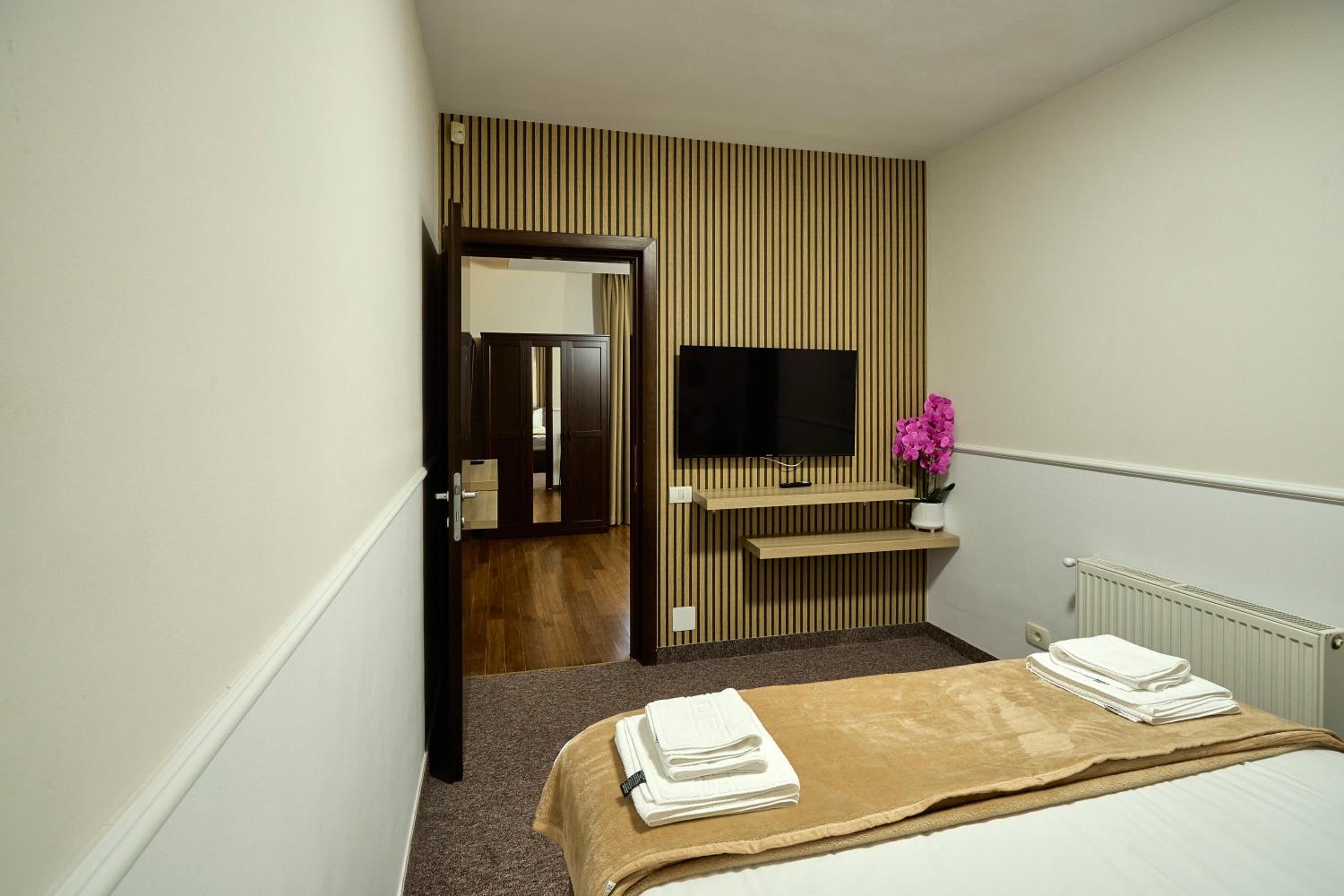 Therme Airport Resort