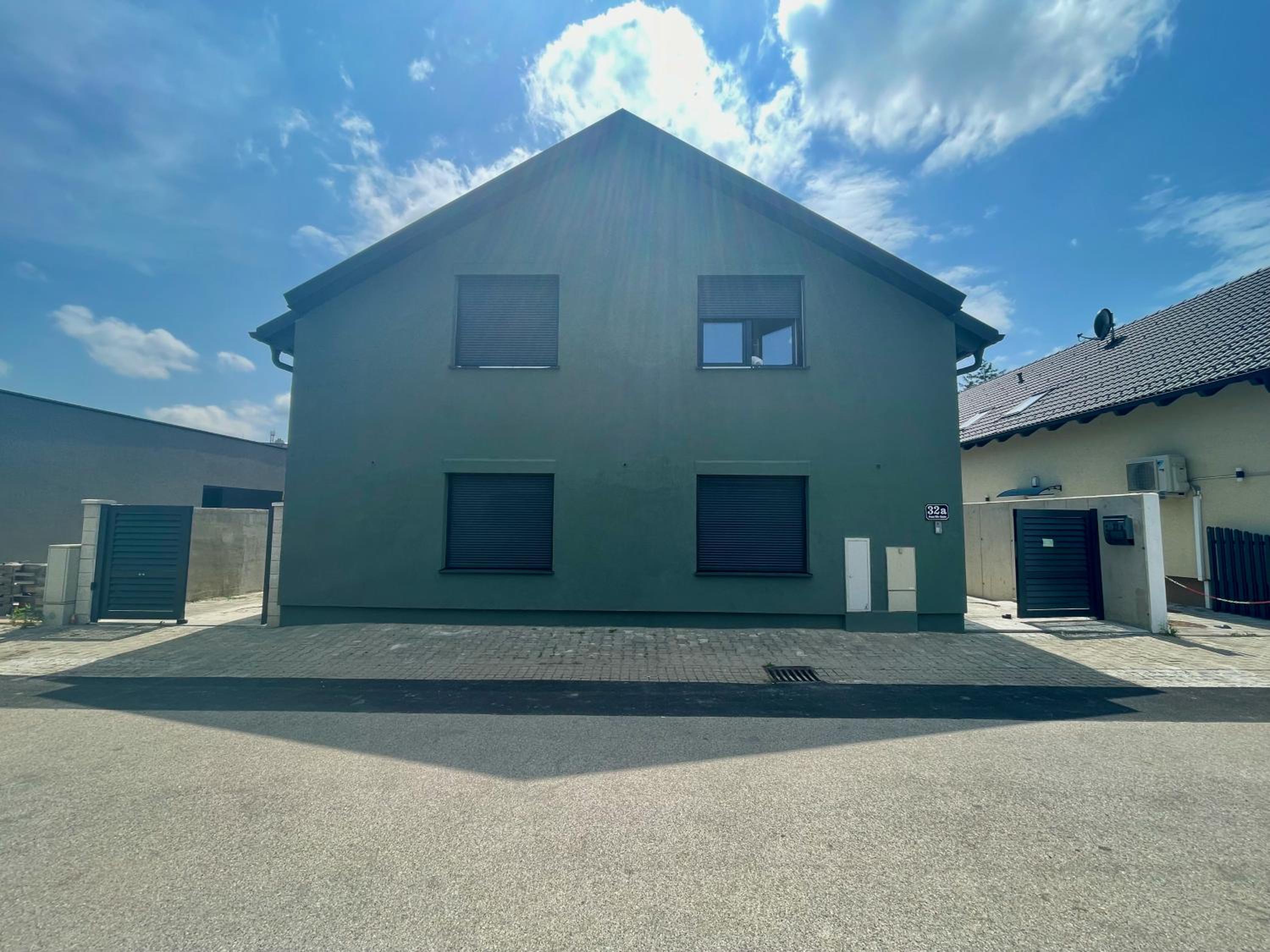 Cozy Apartment near Vienna Airport - tax included and Self CheckIn