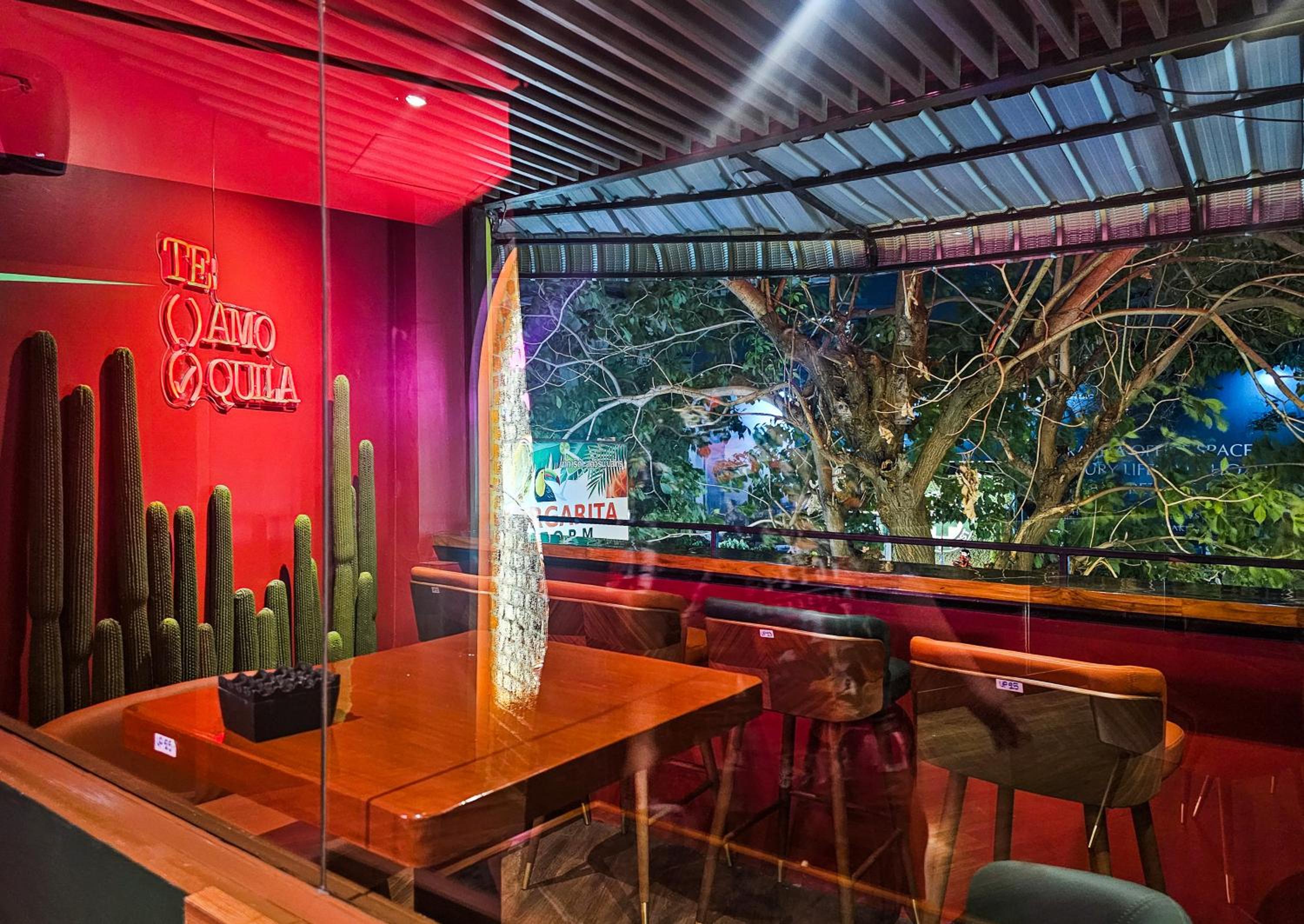 Miami Hotel Bangkok
