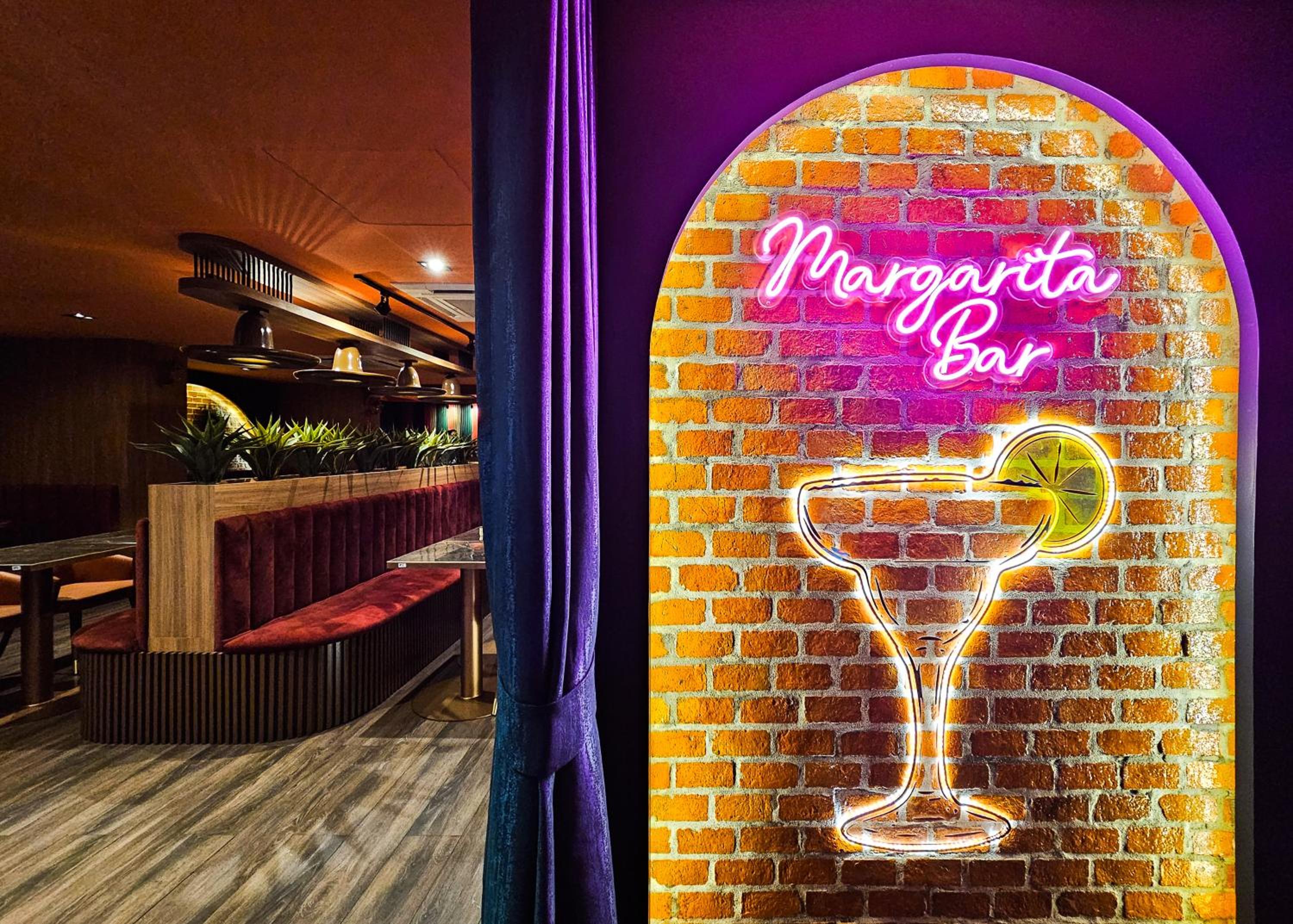 Miami Hotel Bangkok