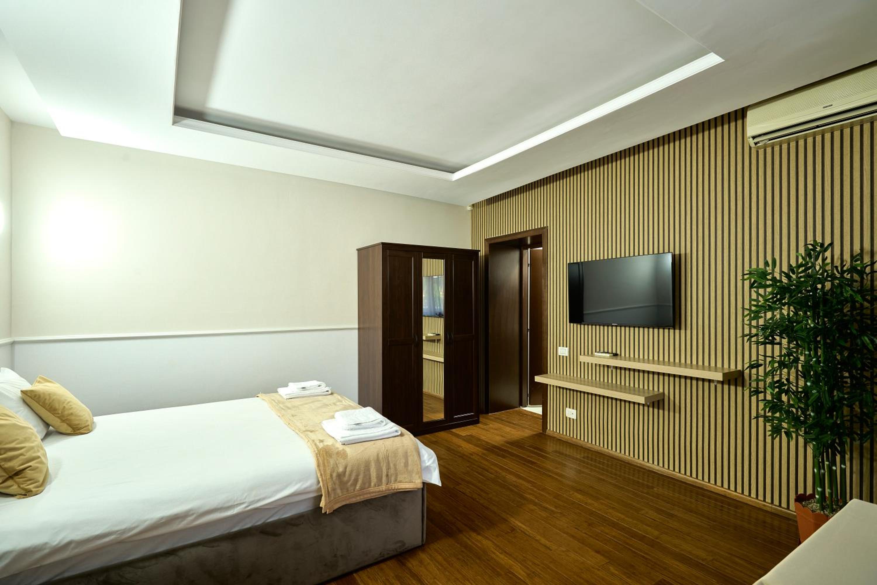 Therme Airport Resort