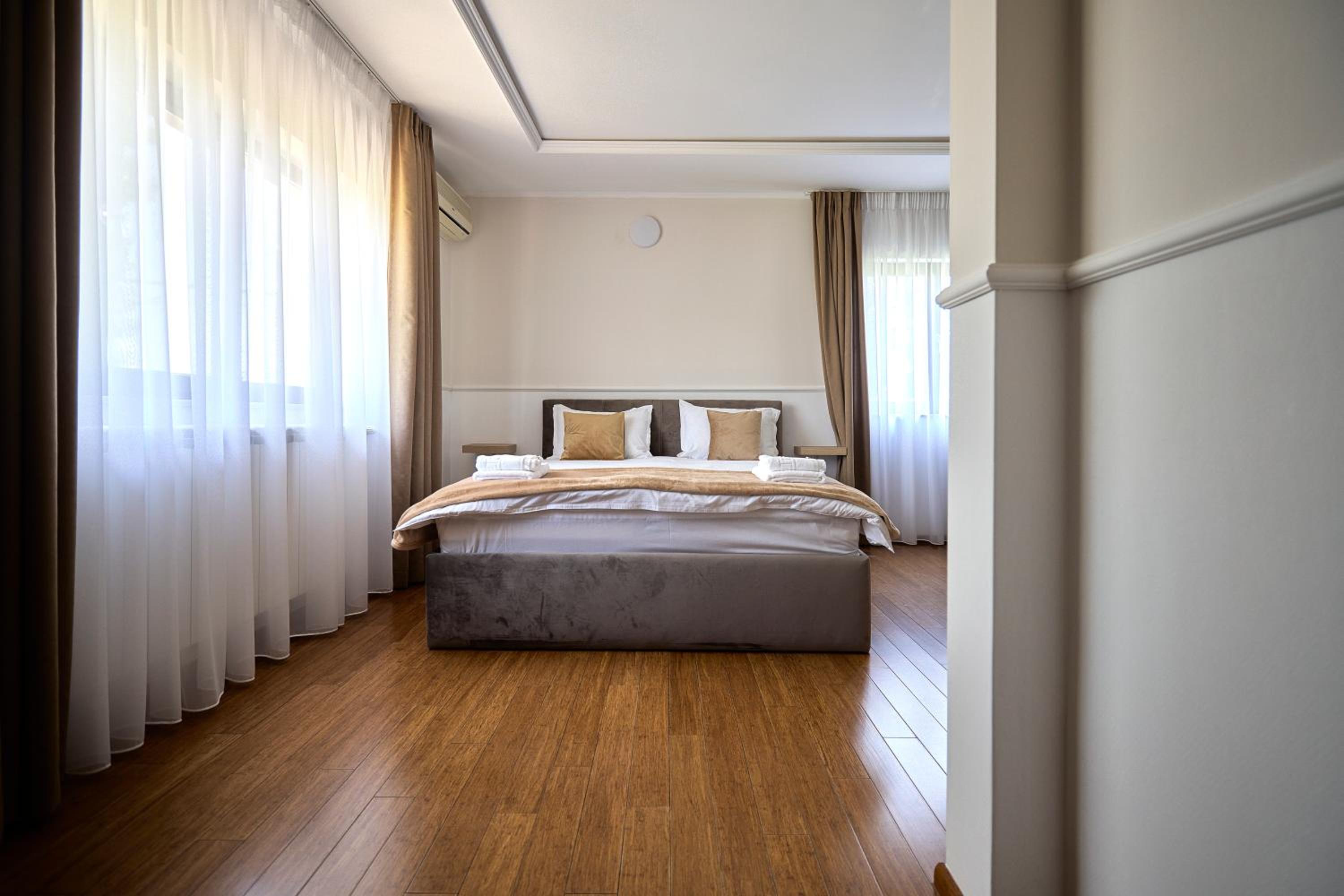 Therme Airport Resort