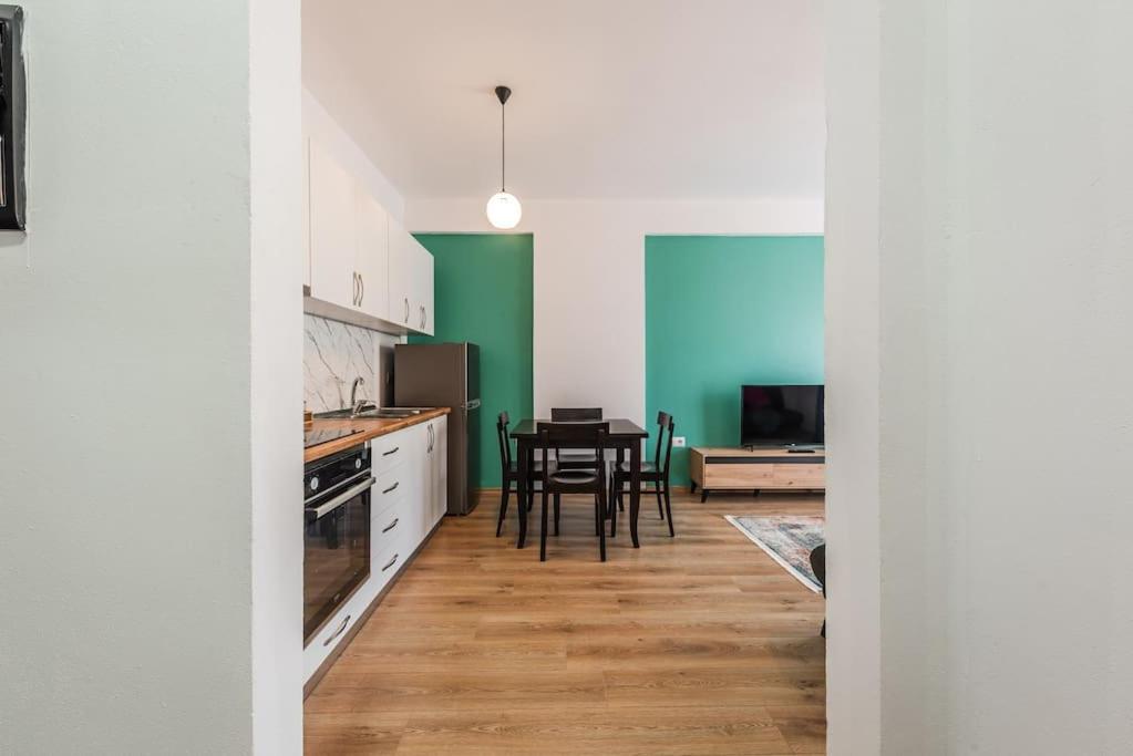The Beachwalk Apartment
