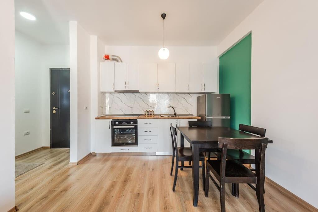 The Beachwalk Apartment