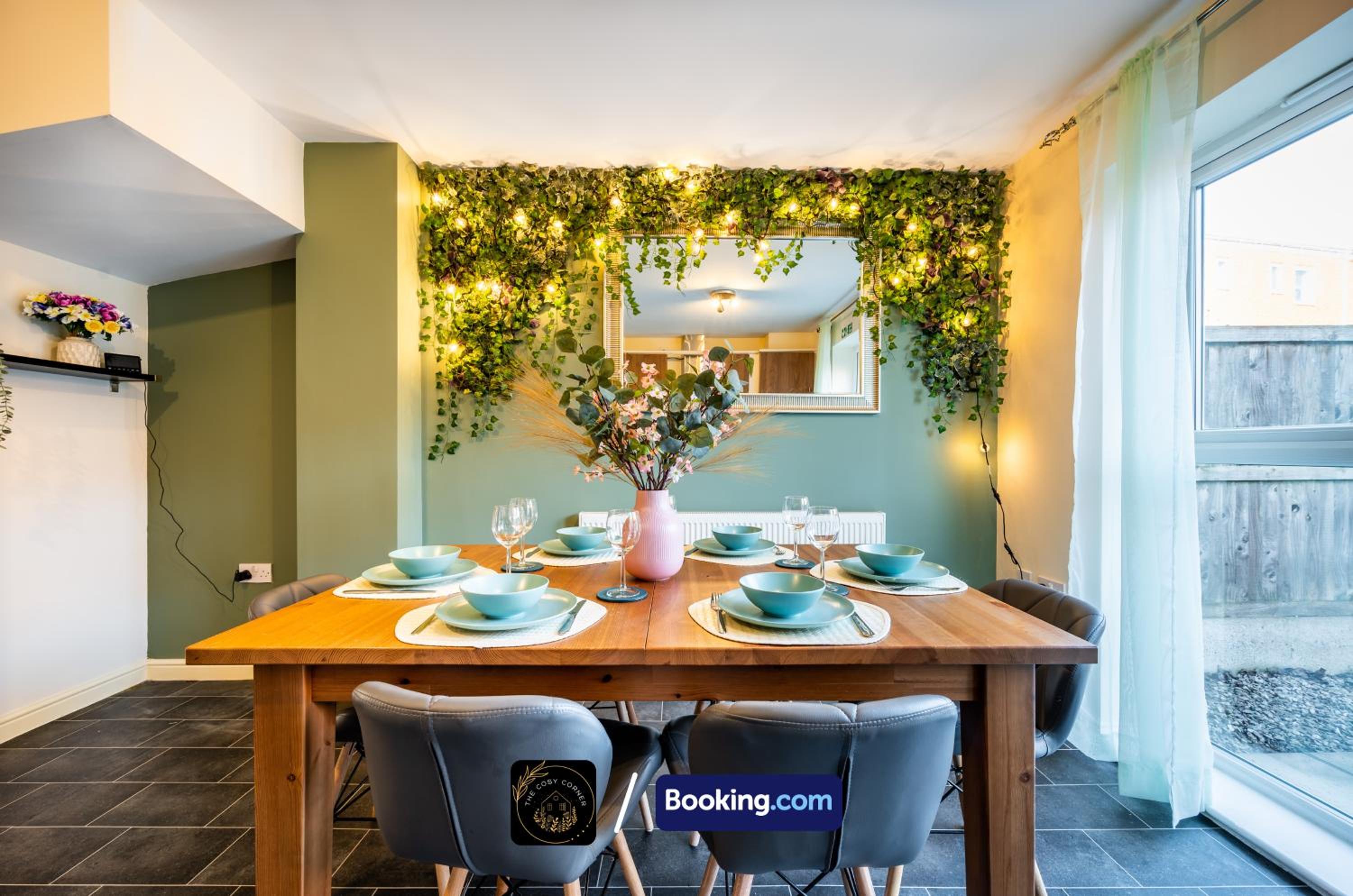 Cosy 4-Bed House l Garden l Free Parking l WiFi l Specious l Hosted by The Cosy Corner Nationwide