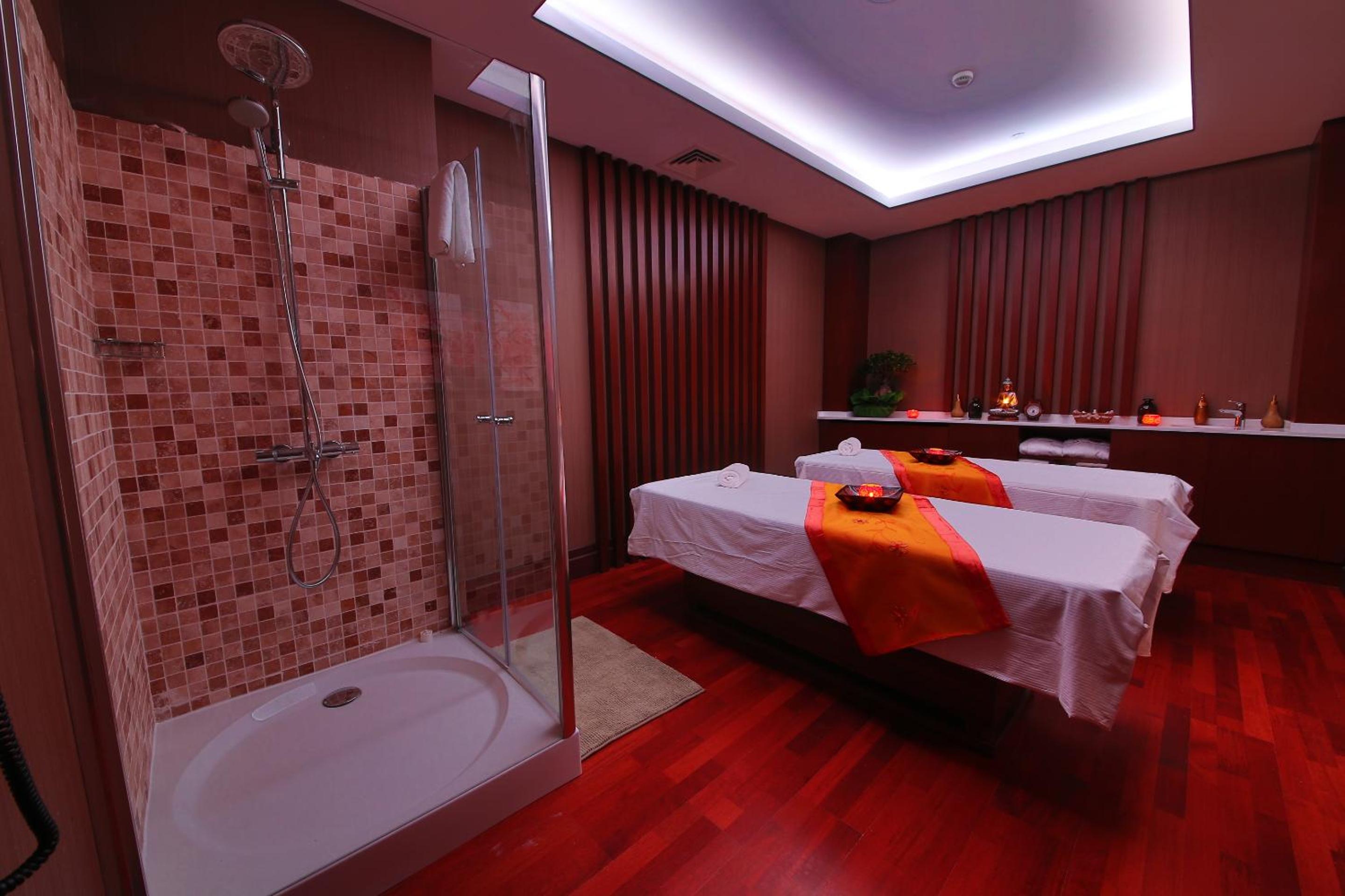 Ramada Otel & Suites by Wyndham İstanbul Merter - Image 49