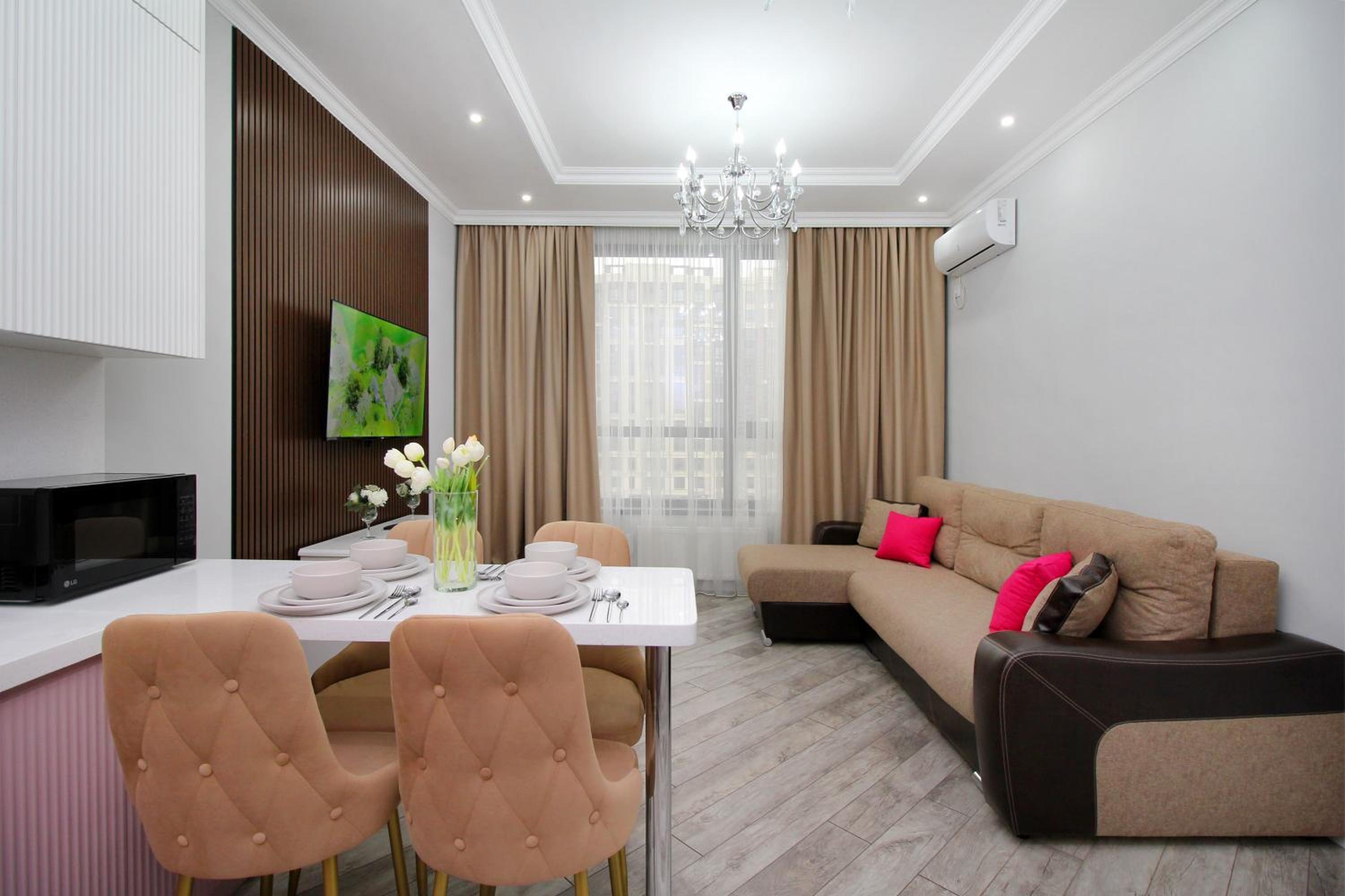 Amir Apartments, Business Class
