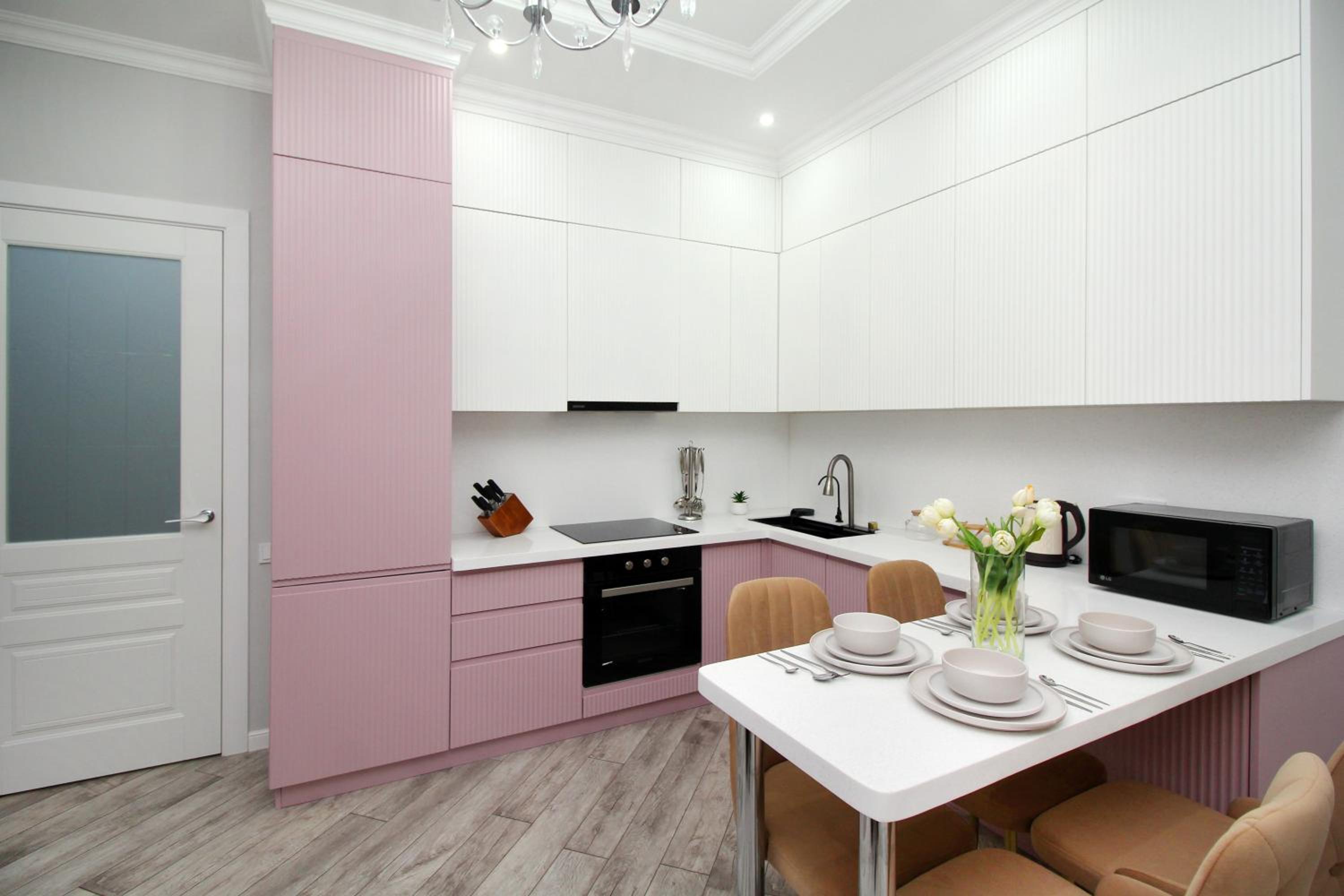 Amir Apartments, Business Class