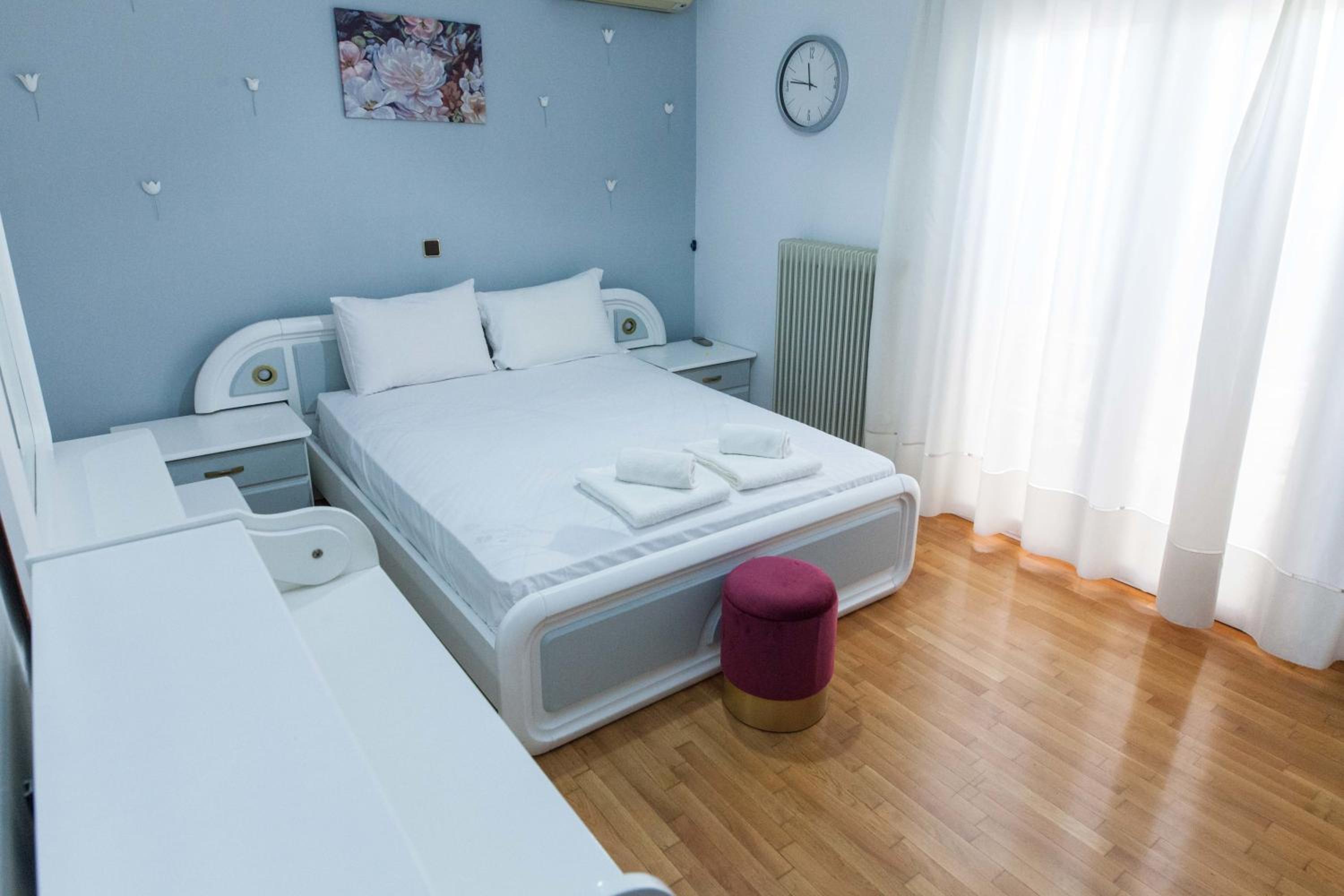 Classical 2 Bd Beauty Apt in Peacefull Chalandri