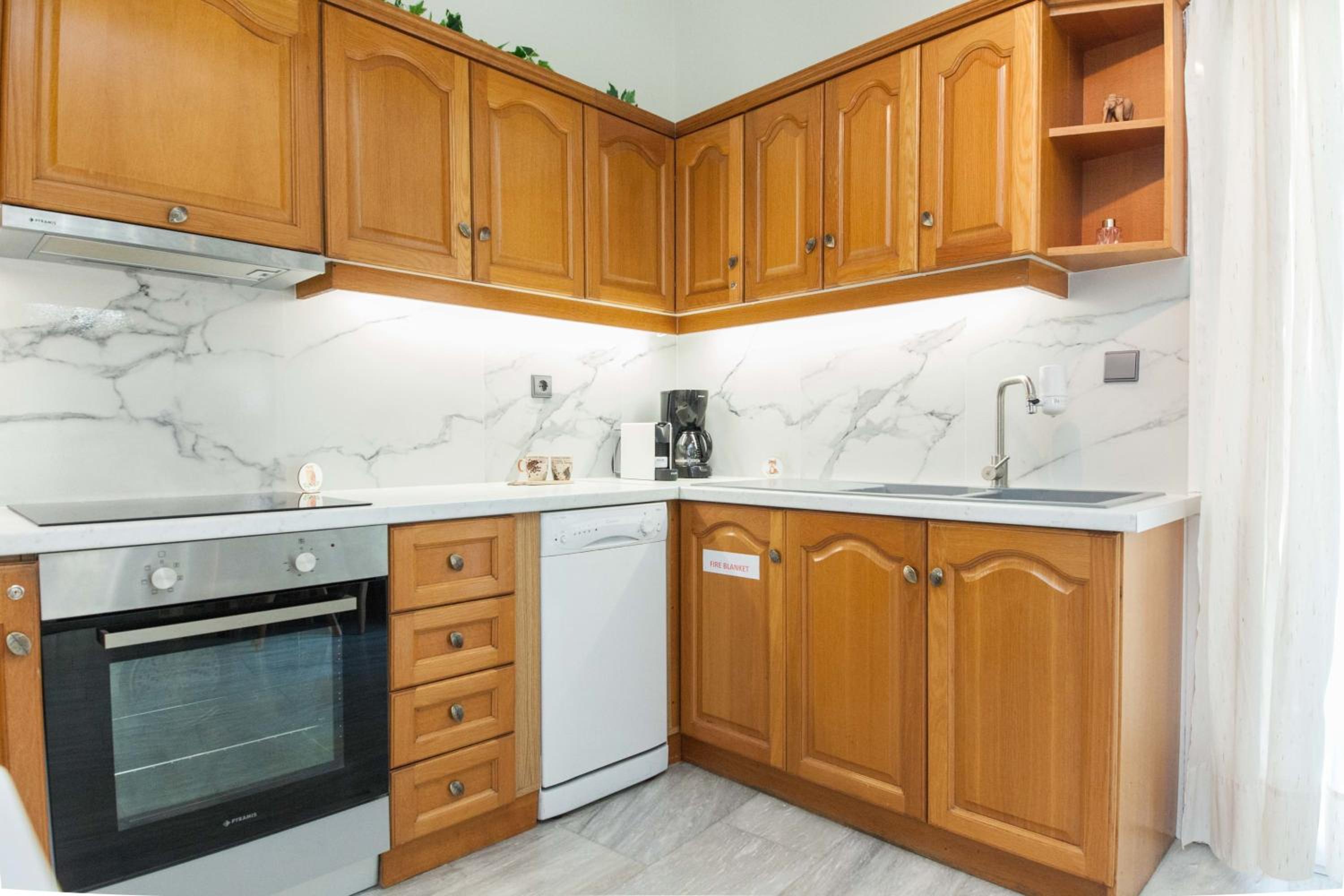 Classical 2 Bd Beauty Apt in Peacefull Chalandri