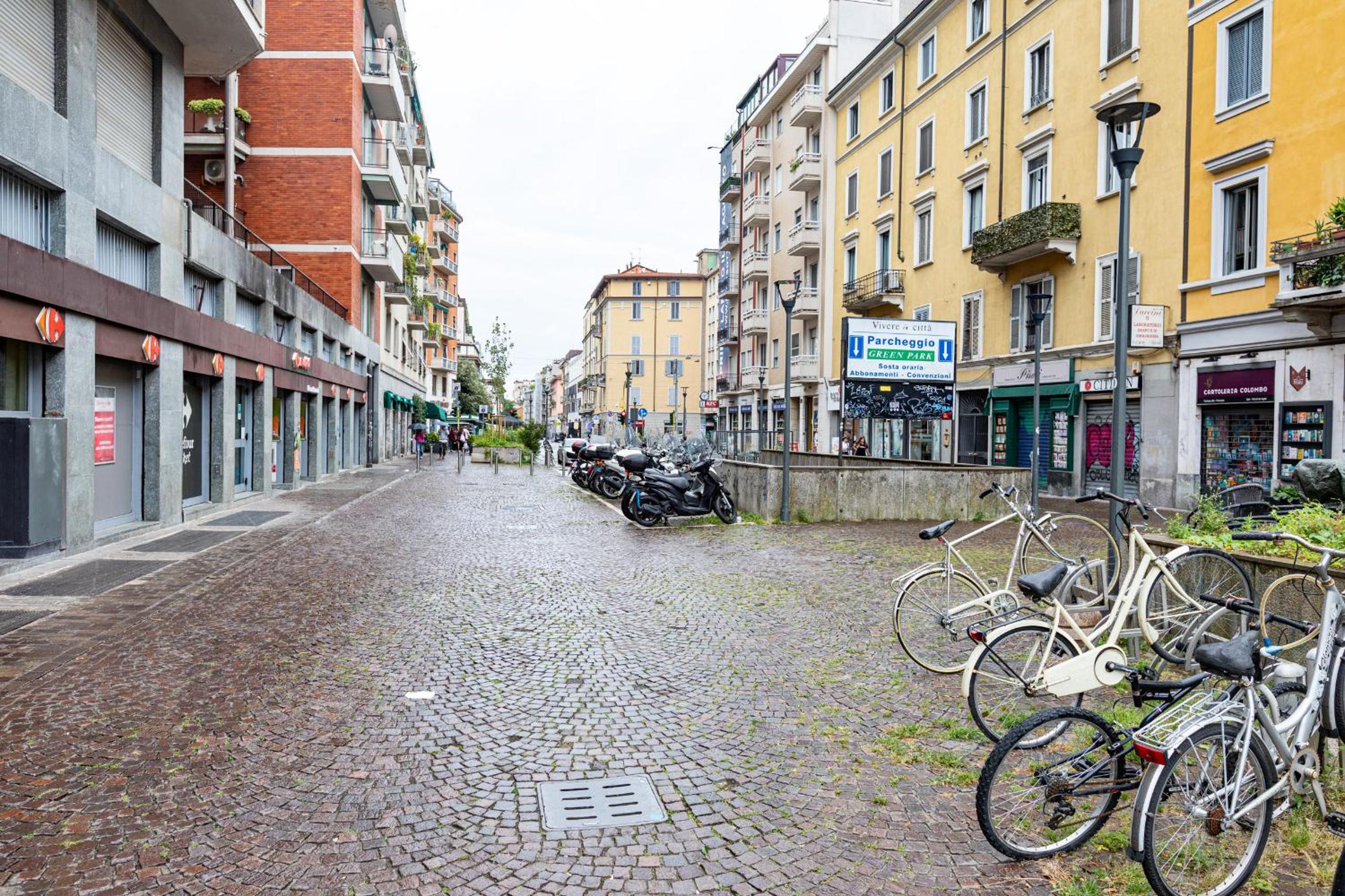 Piazza Gramsci Amazing Apartment with Balcony - Top Collection