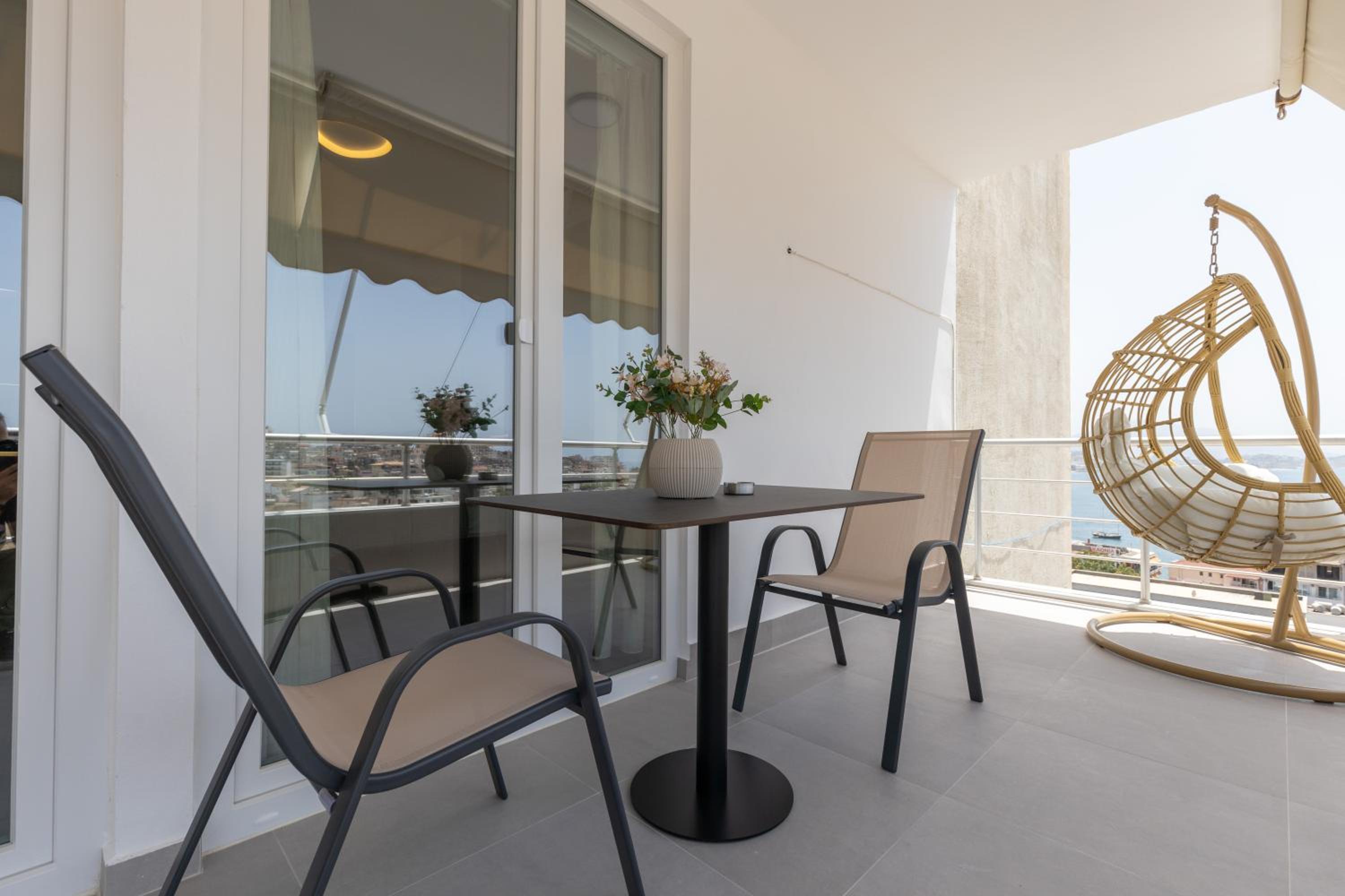 The View - Ruby, Luxury, Central