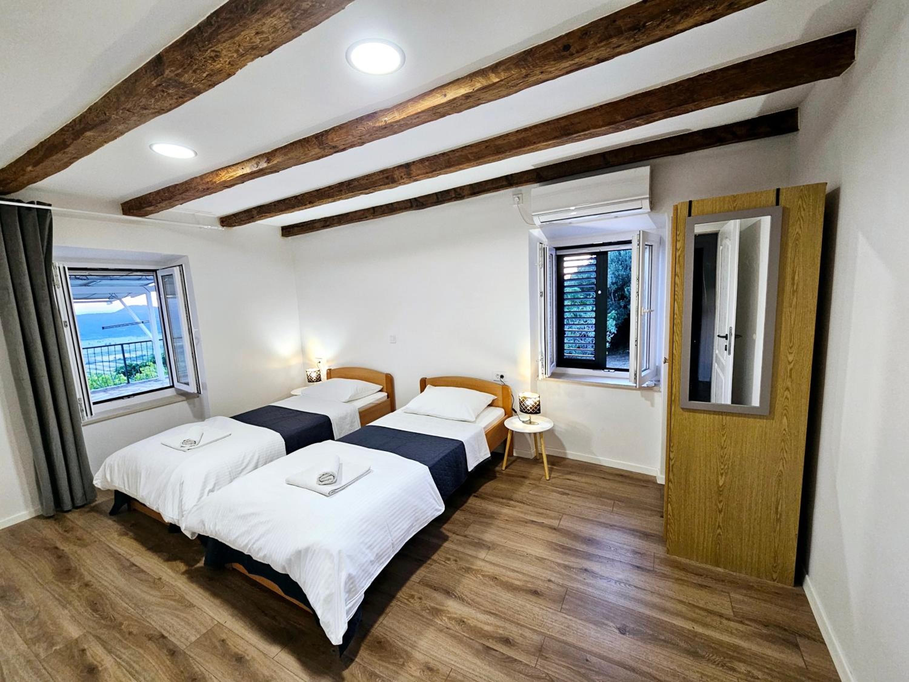 My home-3bdr,parking,Cavtat,airport 15 km, Dubrovnik 30km view 5